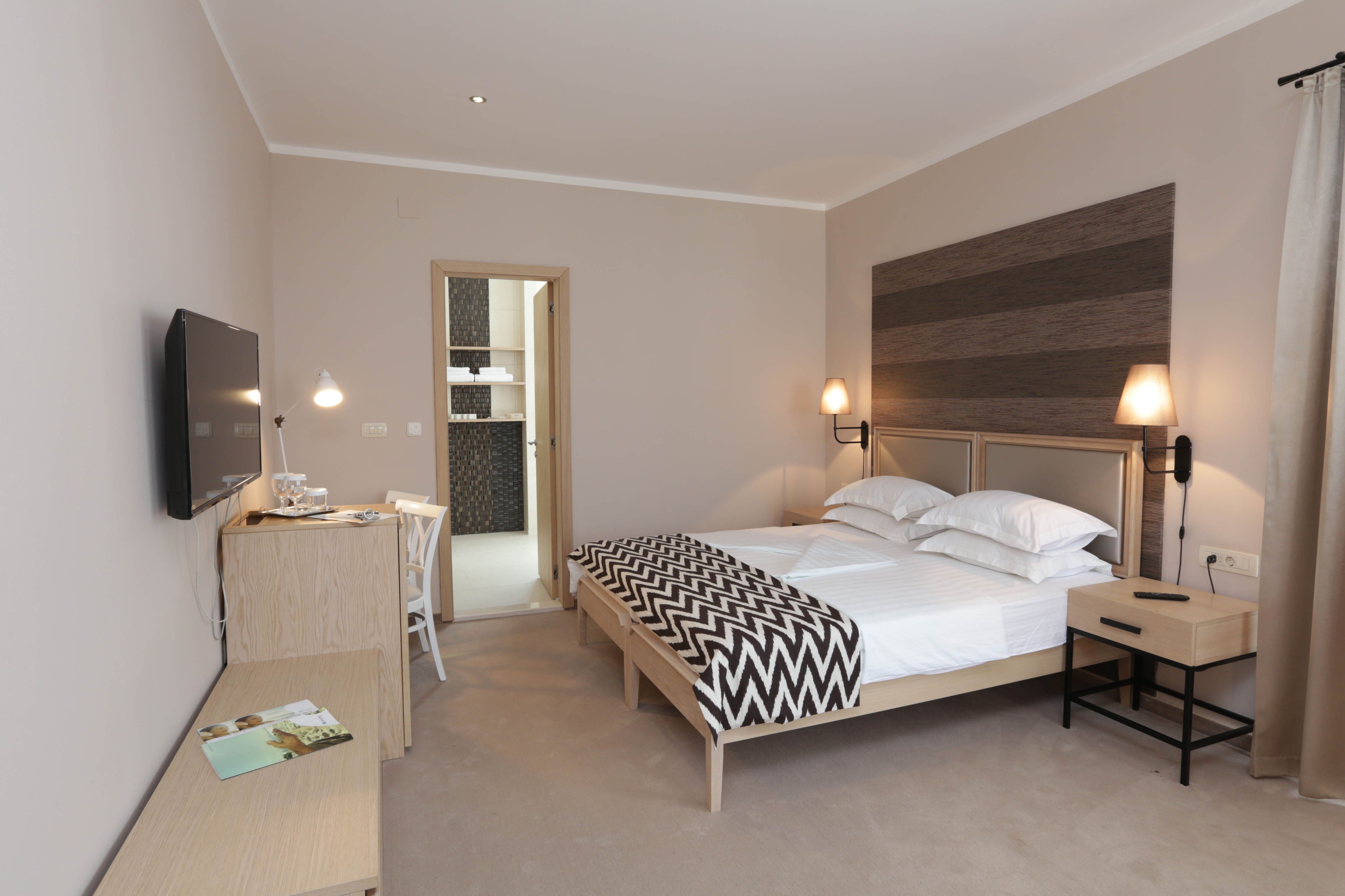 Junior Suite Mountain View