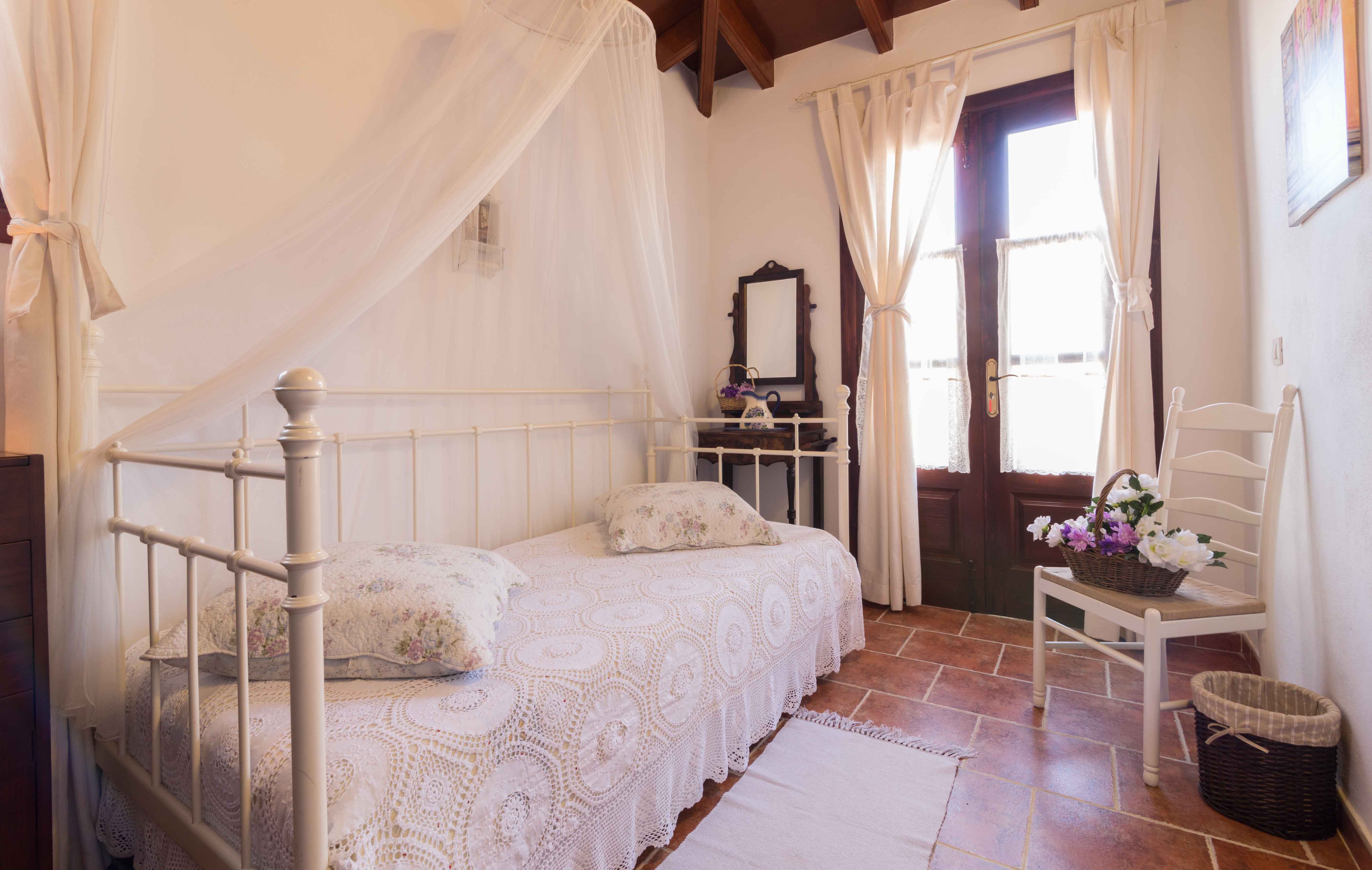 Apartment Connecting Room