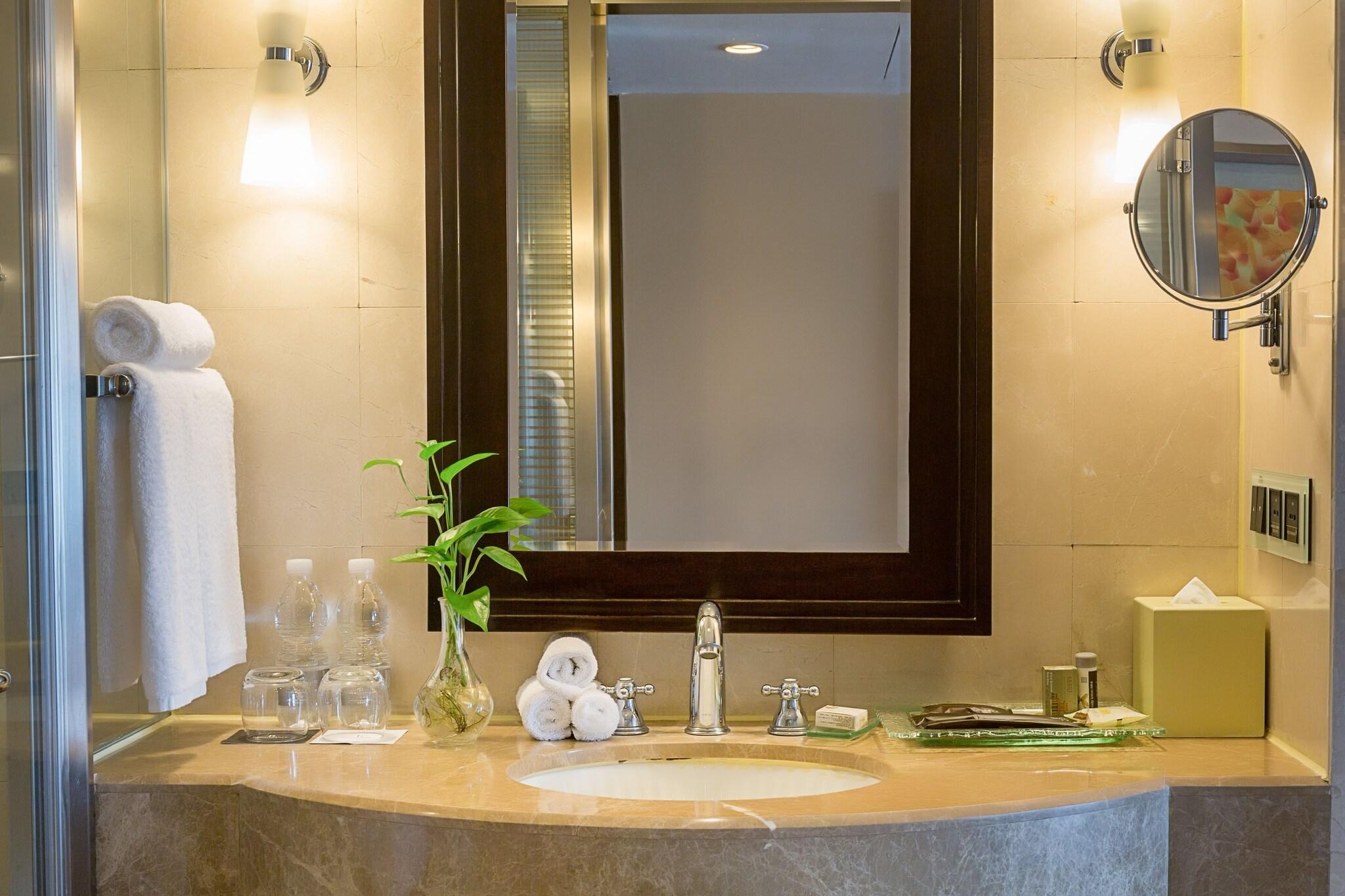 Double Executive King Bed