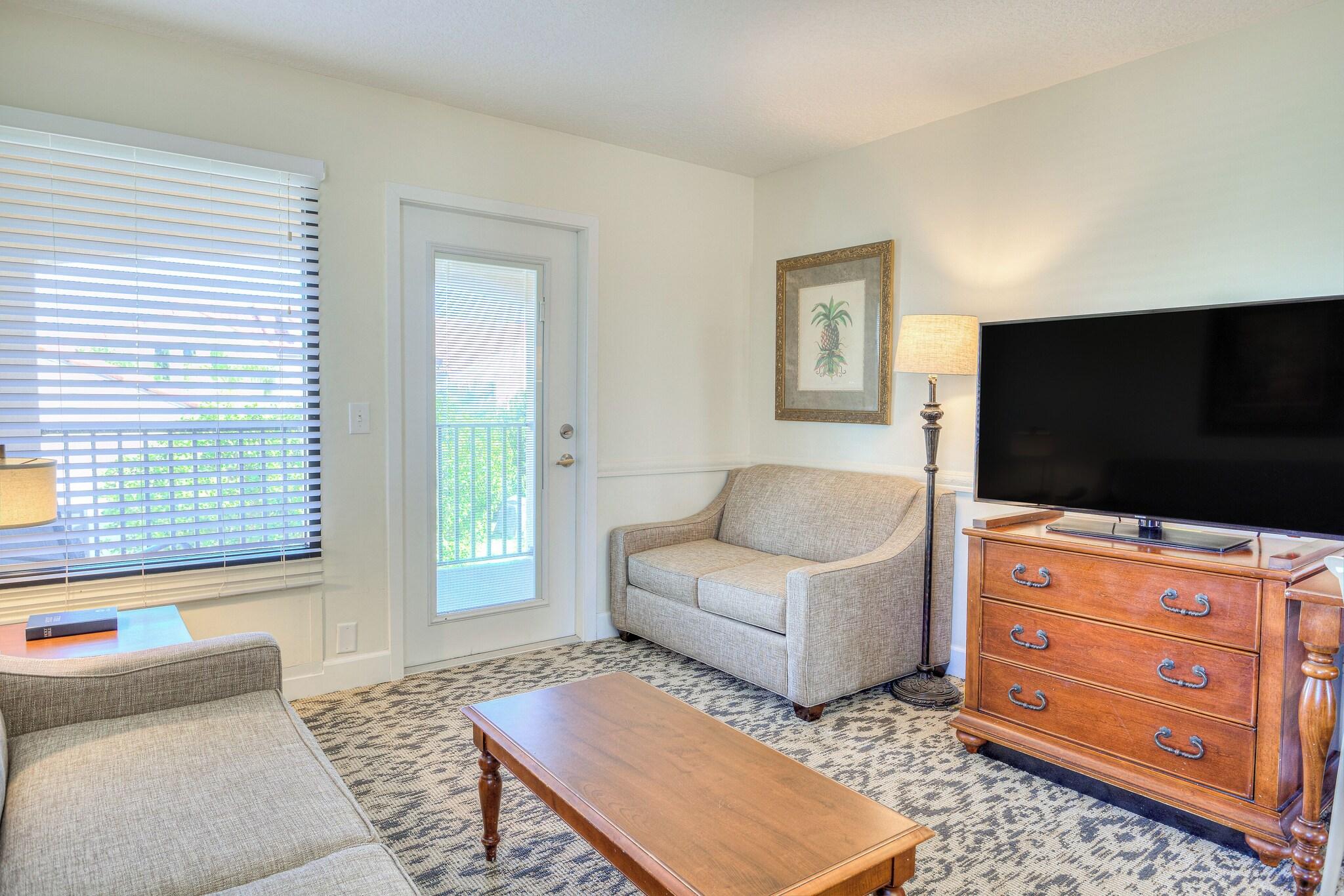 Townhome Partial Ocean View King Bed