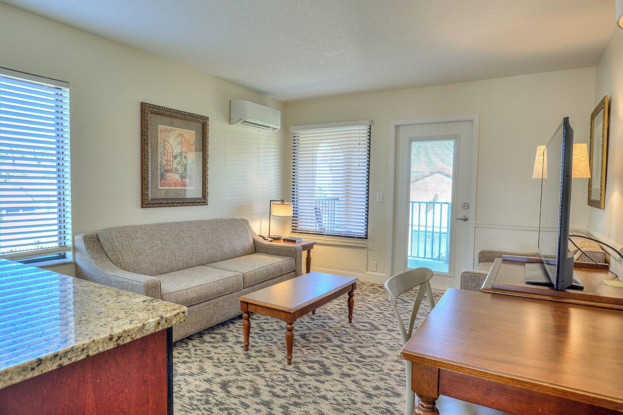 Townhome Partial Ocean View King Bed