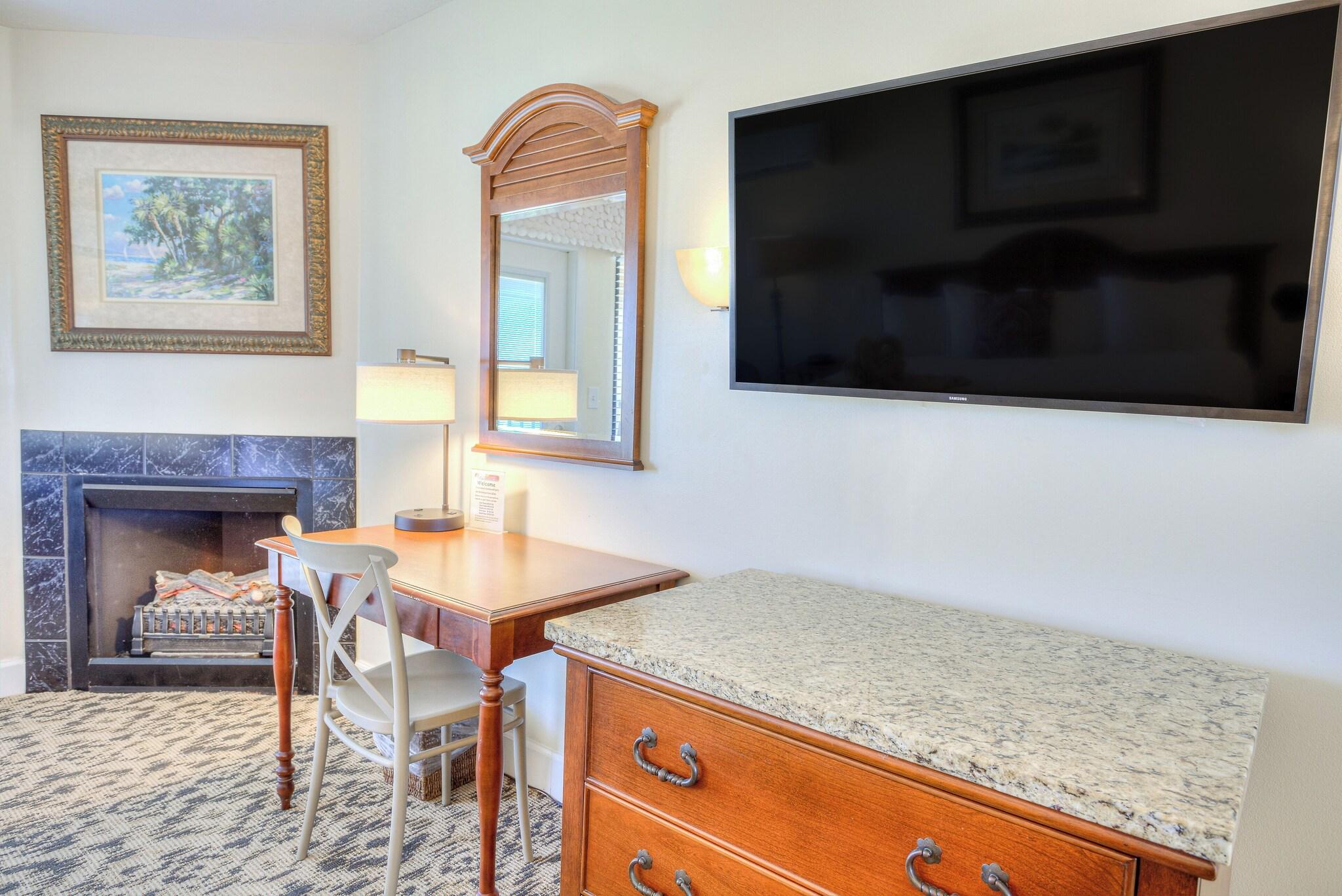 Townhome Partial Ocean View King Bed