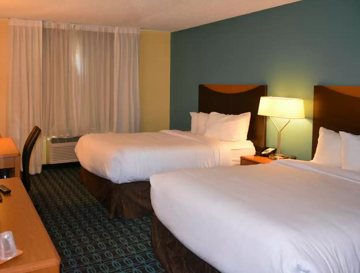 Quadruple Two Queen Beds