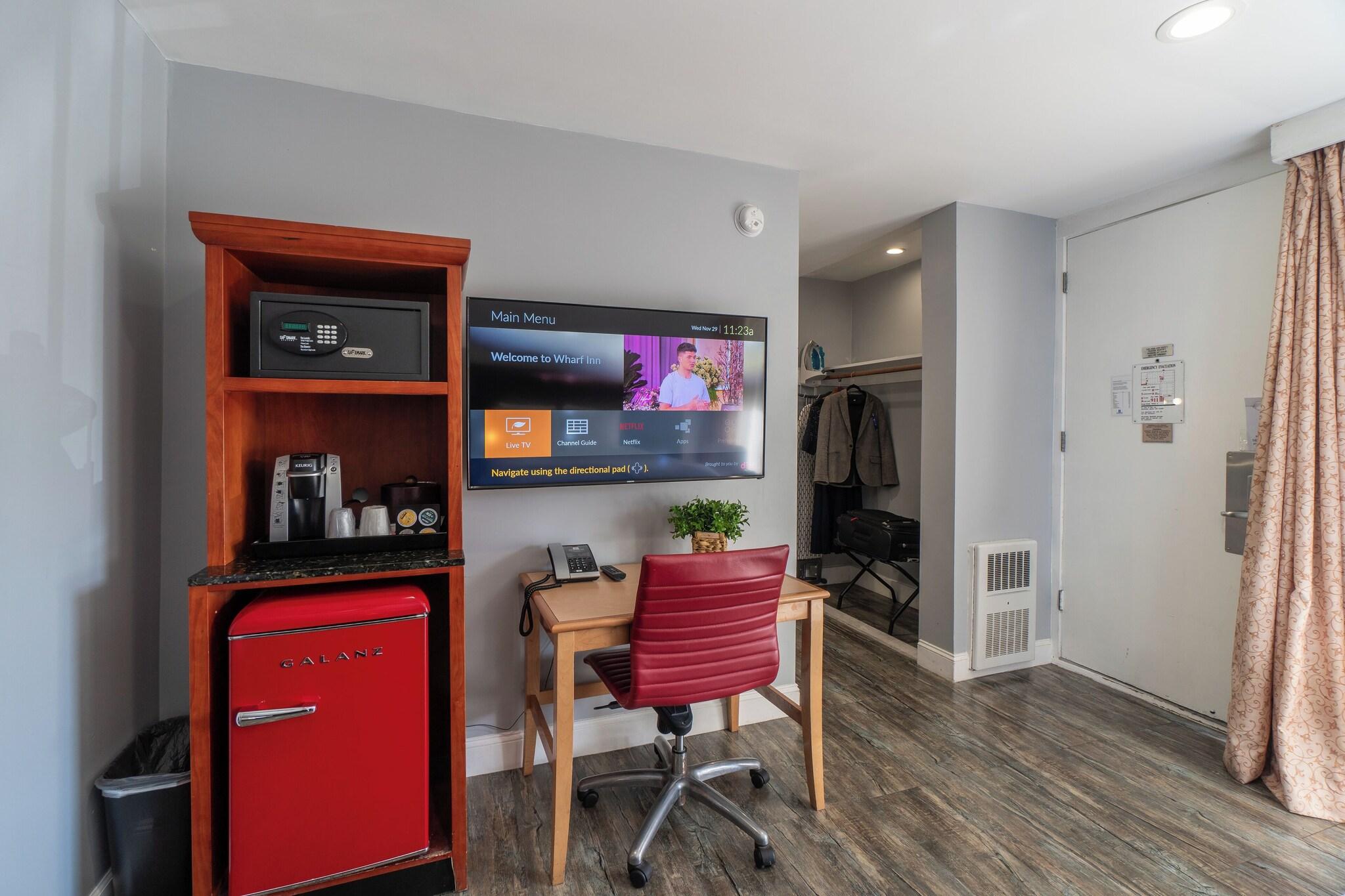 Double Classic Two Queen Beds