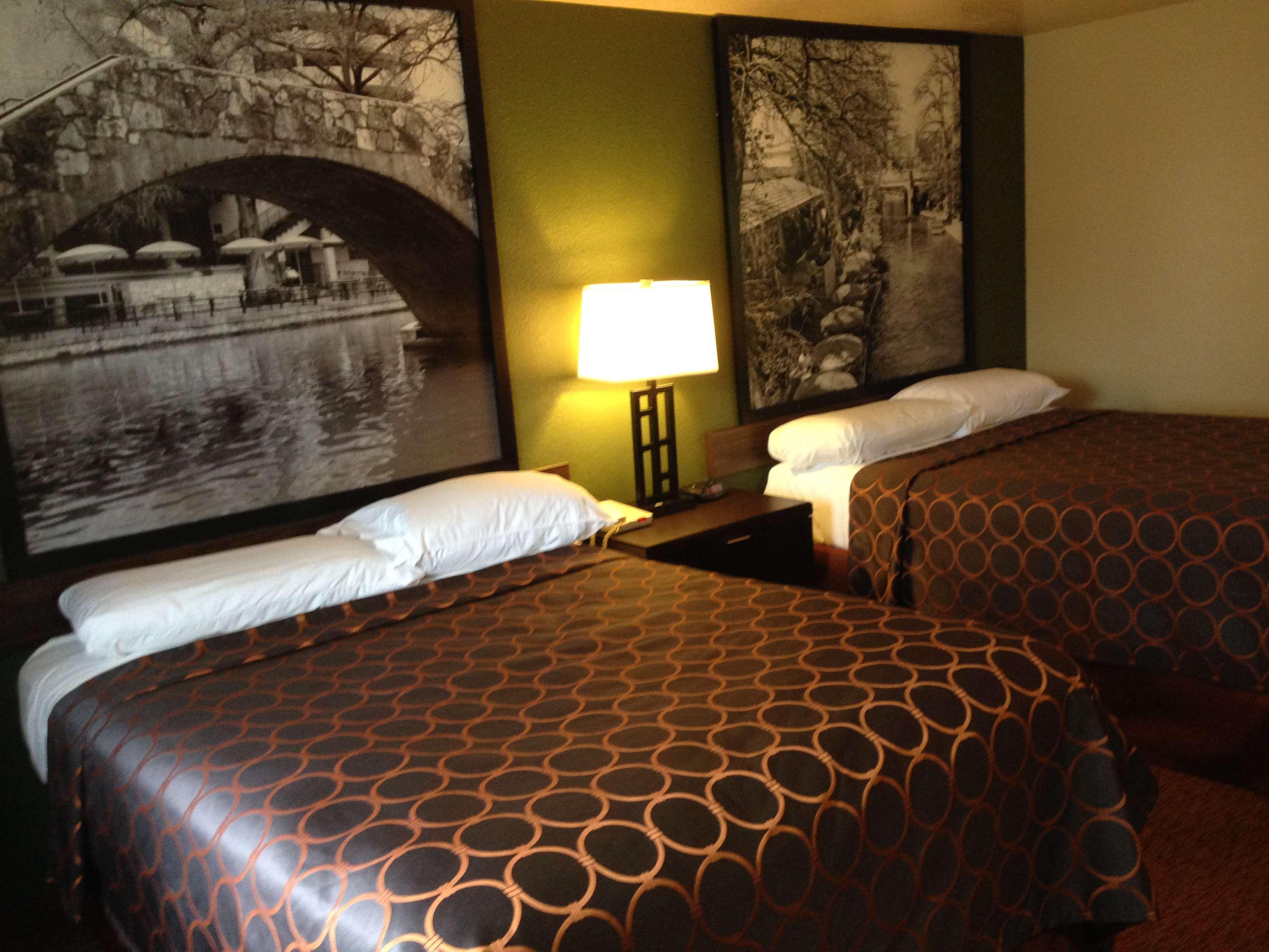 Room Two Queen Beds Non Smoking