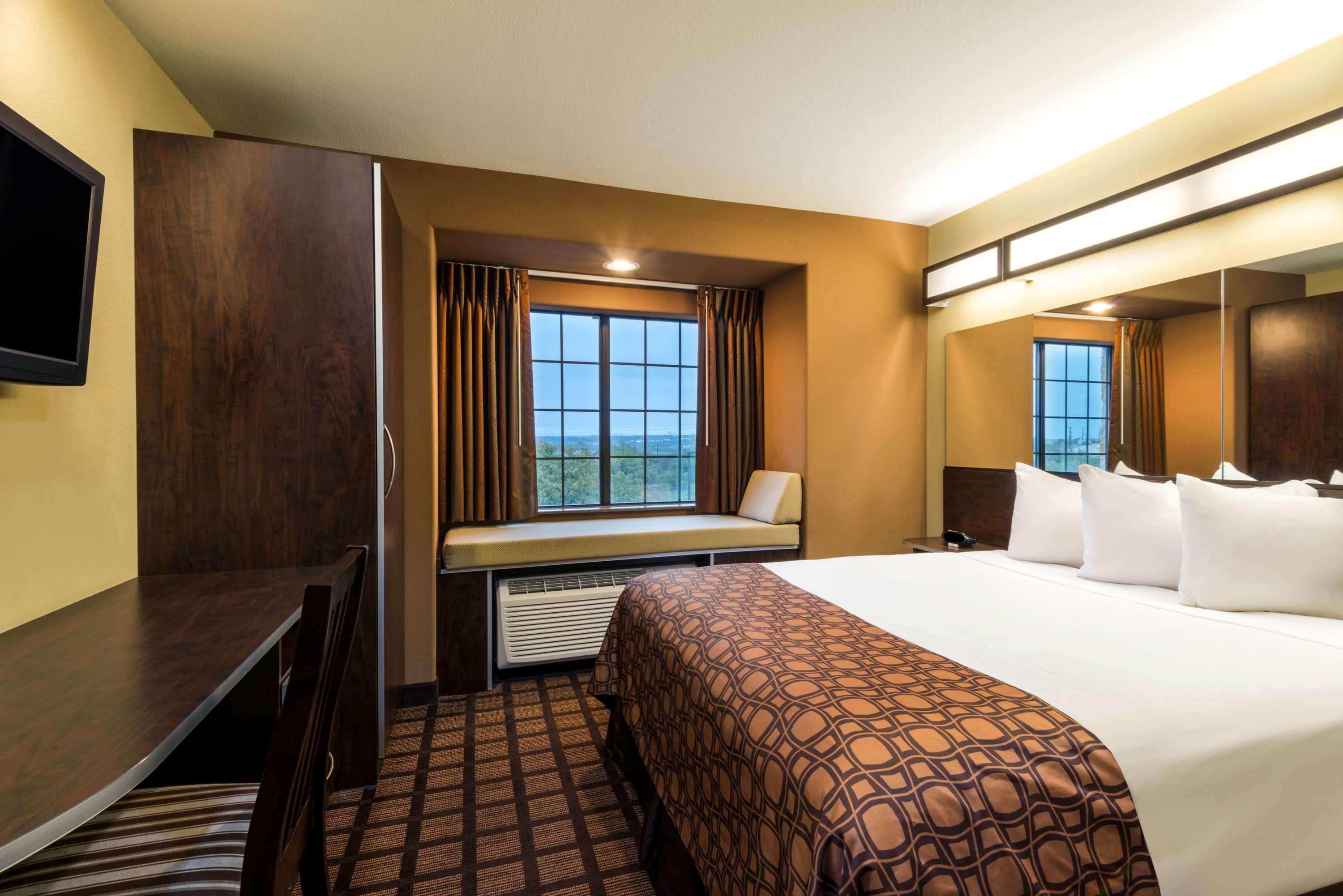 Room Two Double Beds