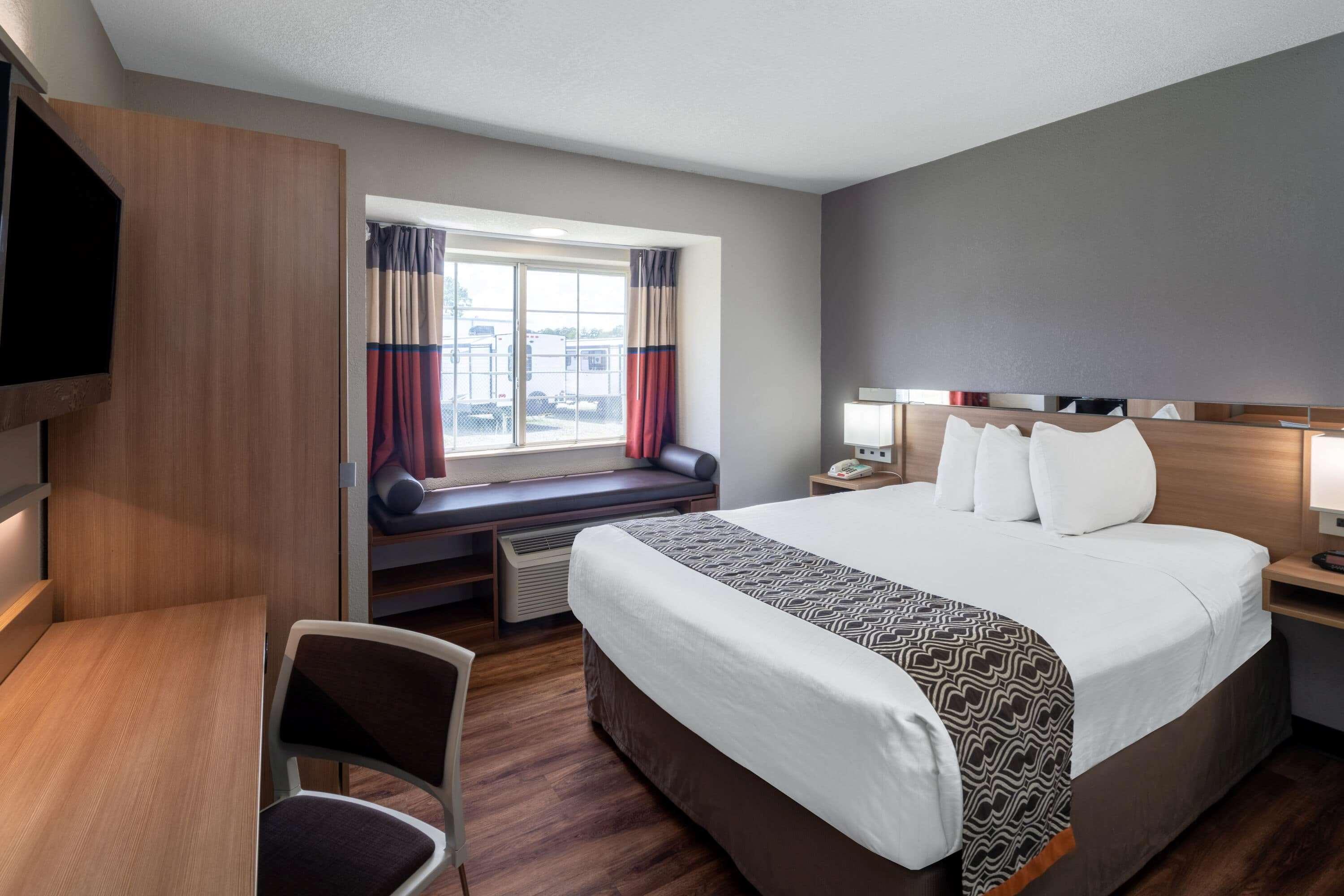 Double Queen Size Bed