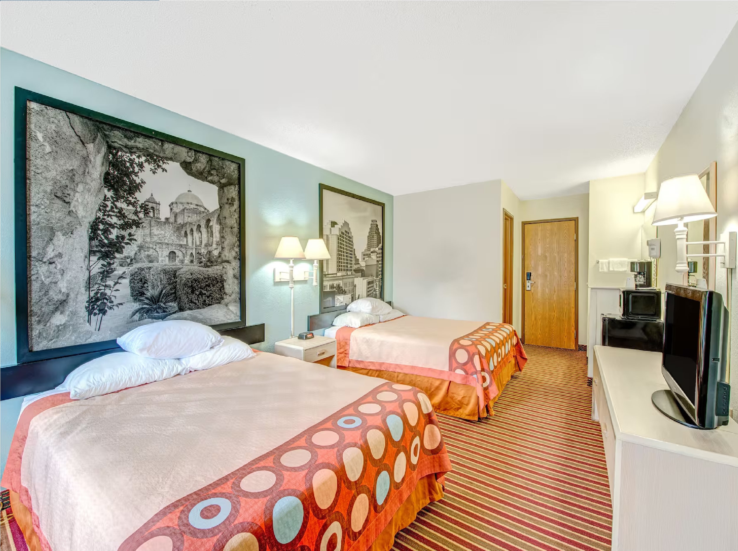 Quadruple Two Double Beds