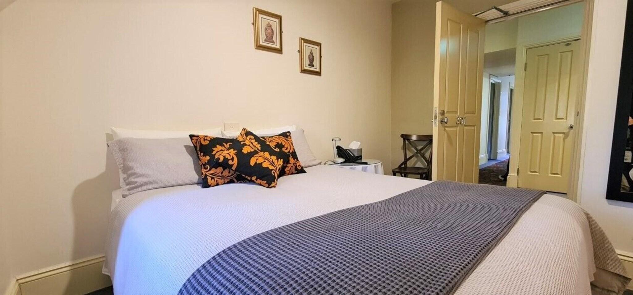 Double Queen Size Bed