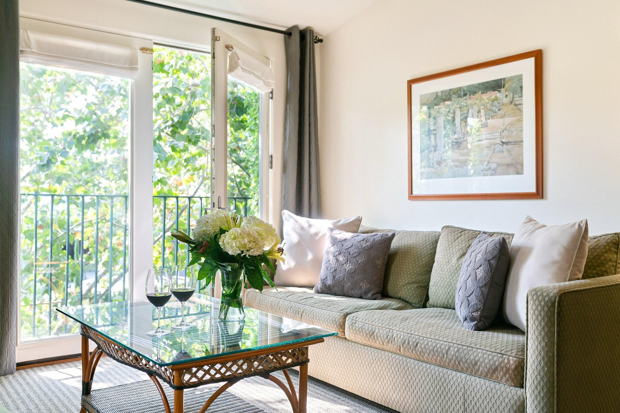 Double Deluxe with Views