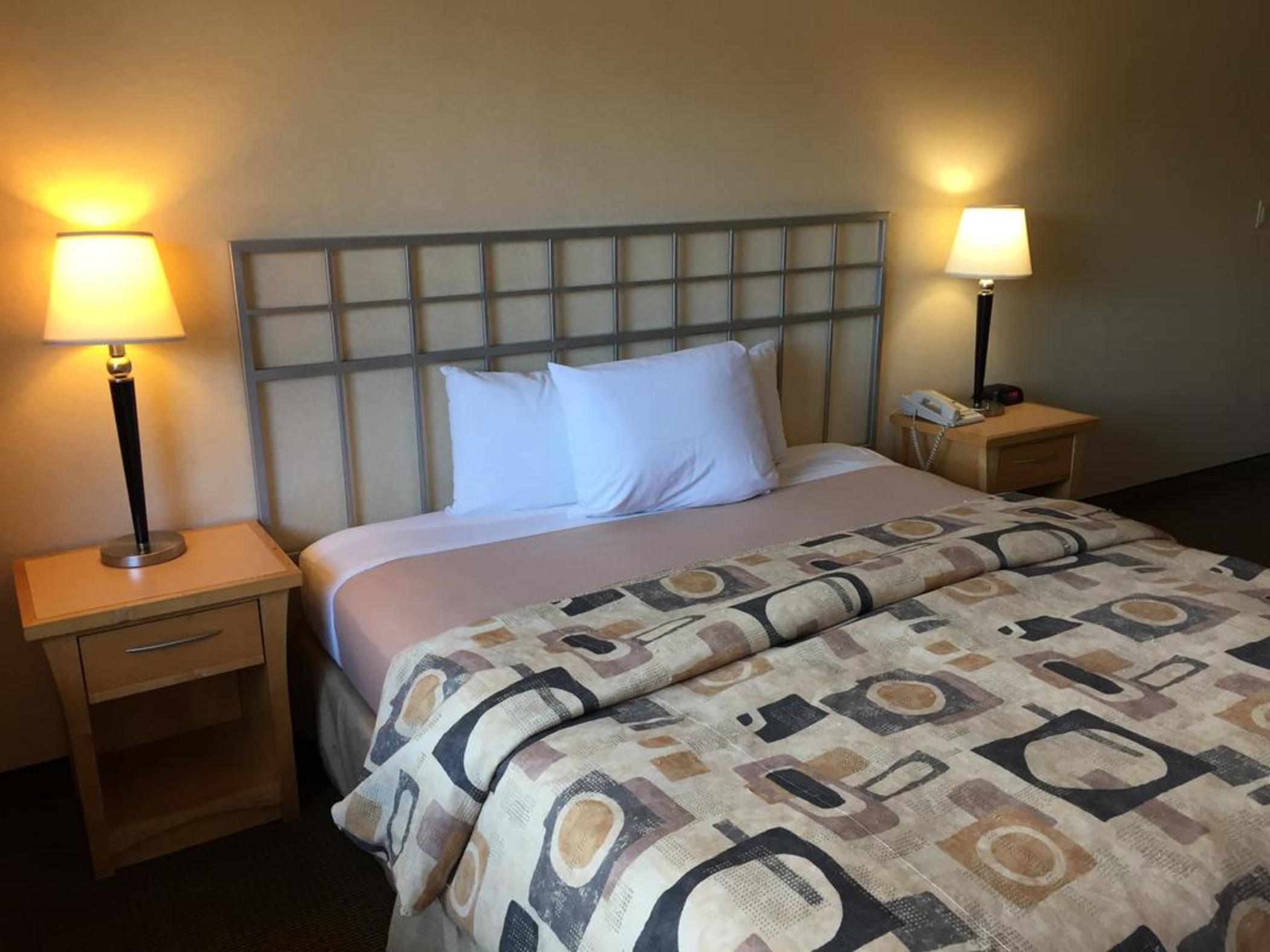 Double Deluxe King Bed