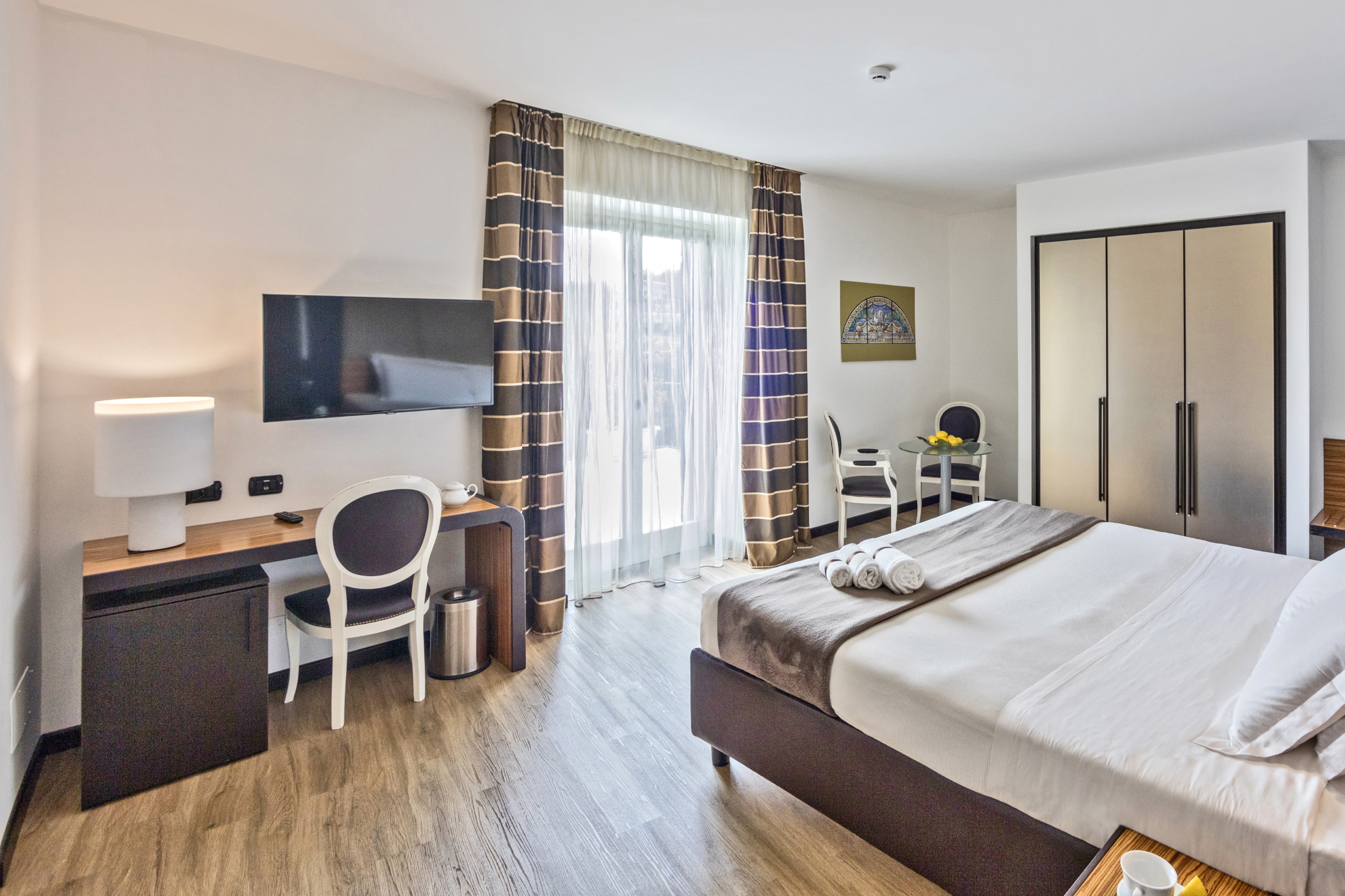 Junior Suite with Views