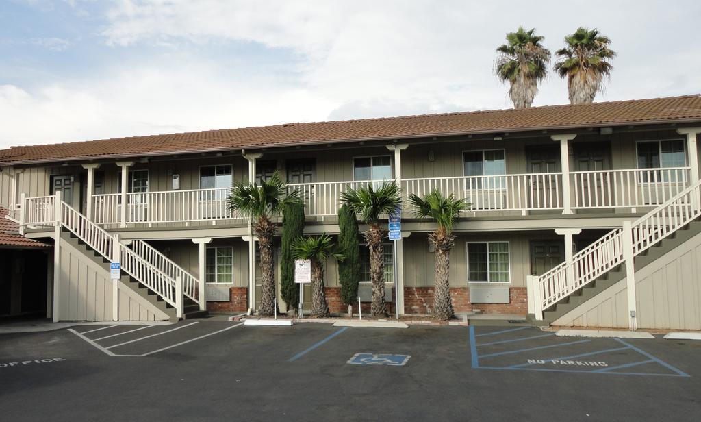 Suite King Bed Non Smoking