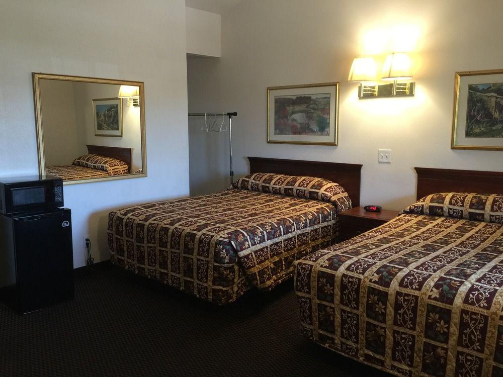 Double King Bed Non Smoking