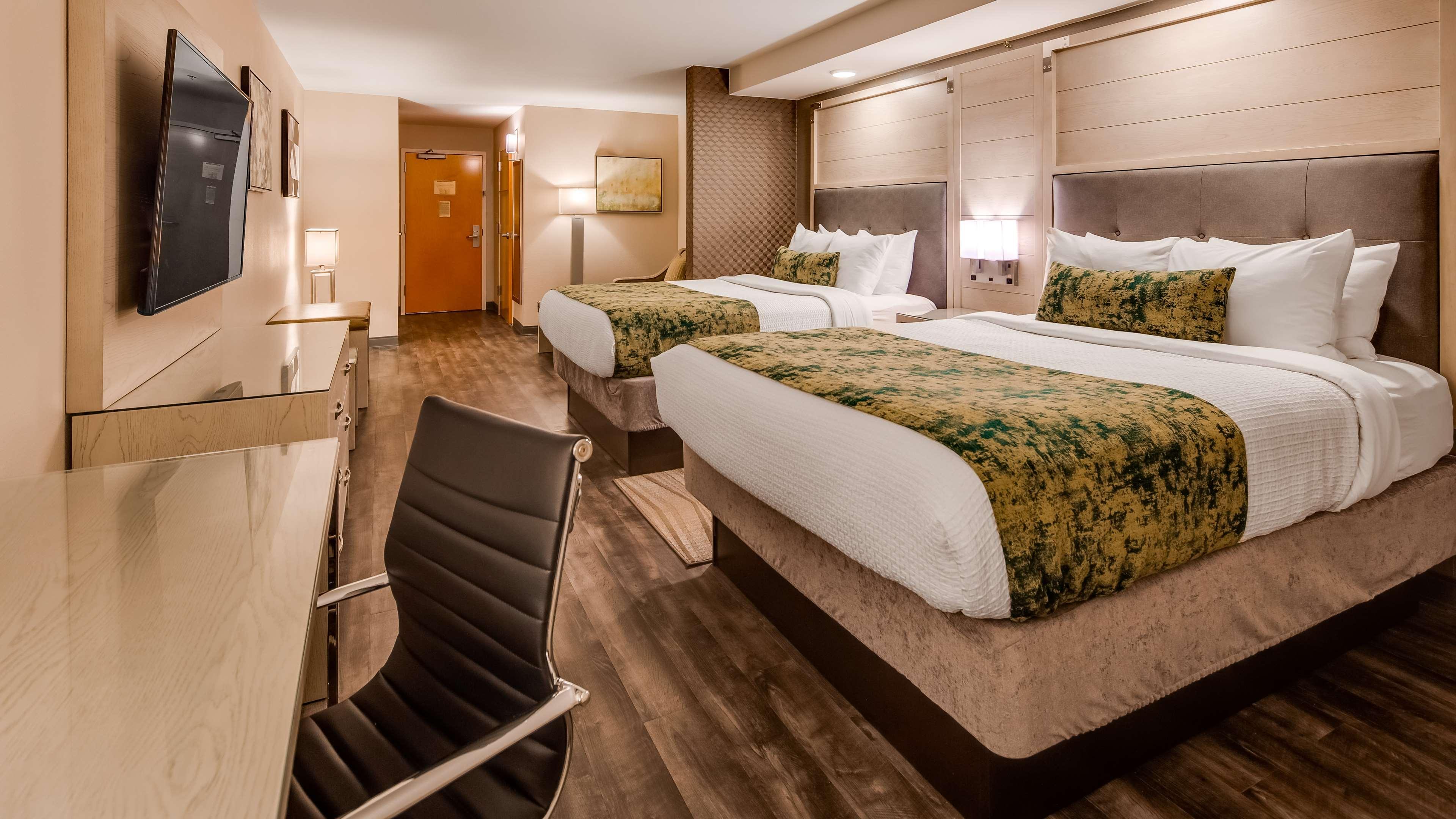 Suite Two Queen Beds