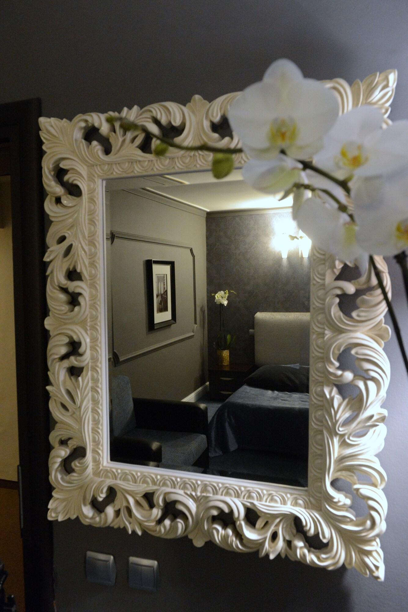 Double Deluxe King Bed