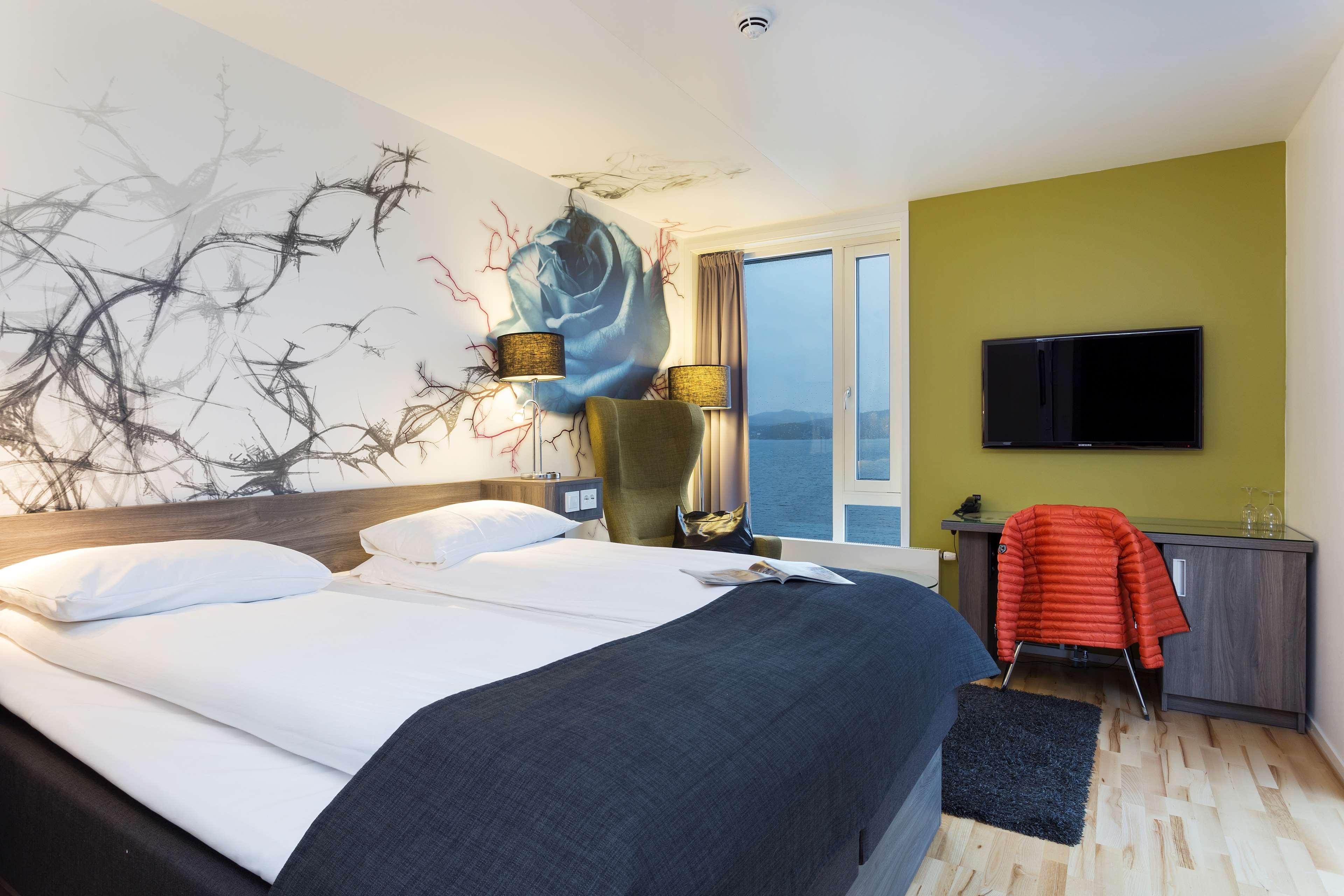 Double King Size Bed