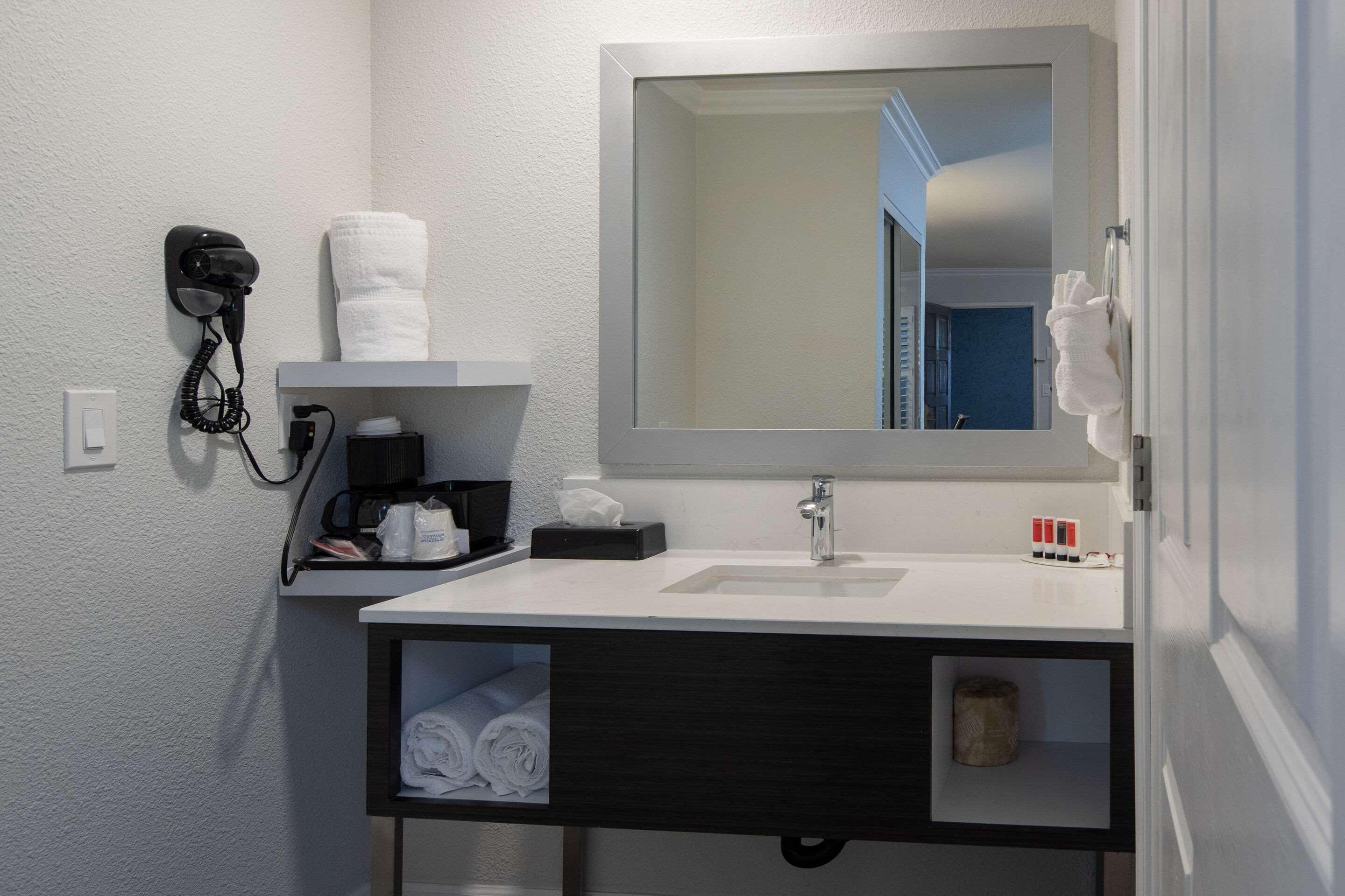 Double Queen Size Bed