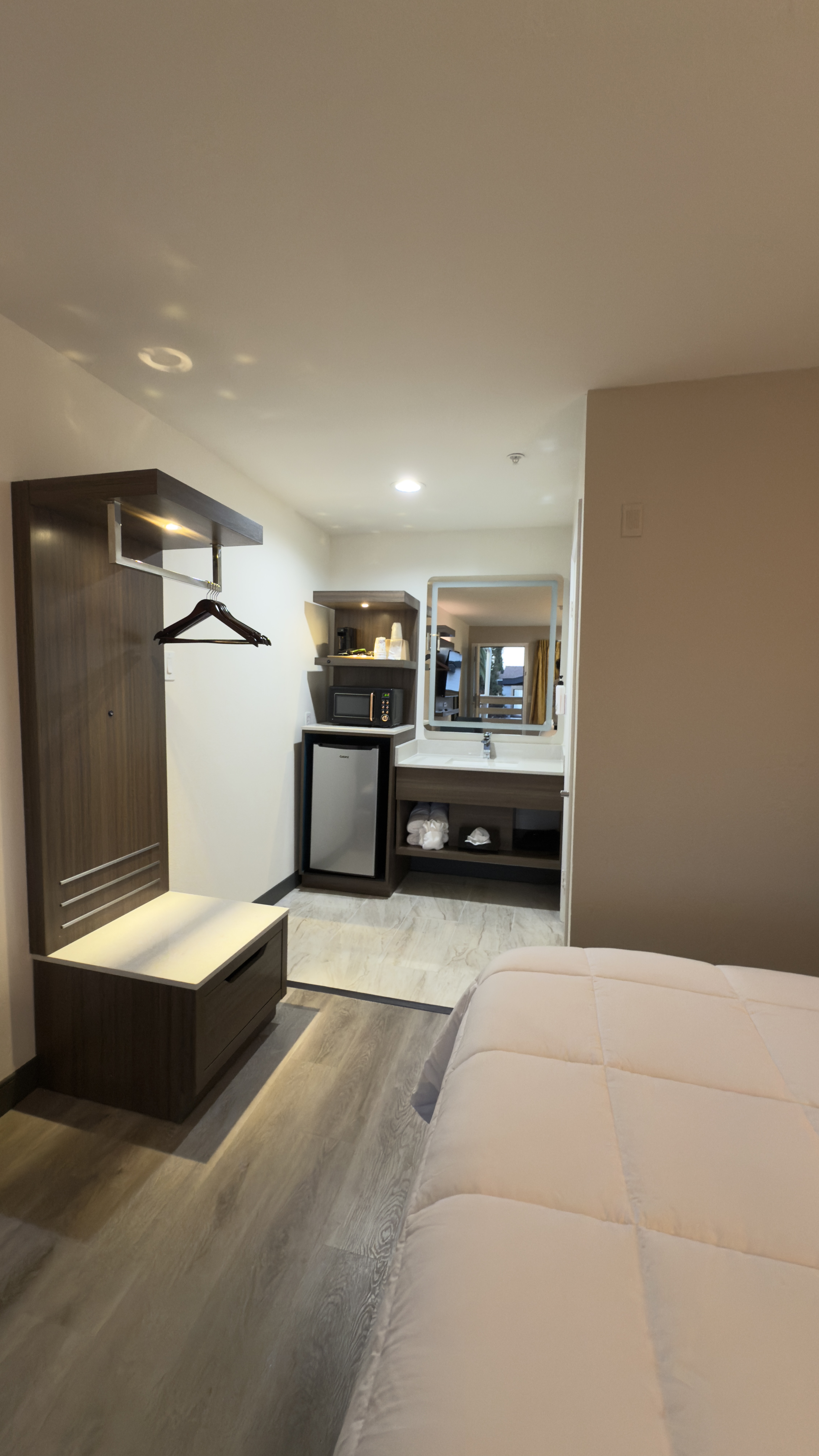 Room Two Double Beds