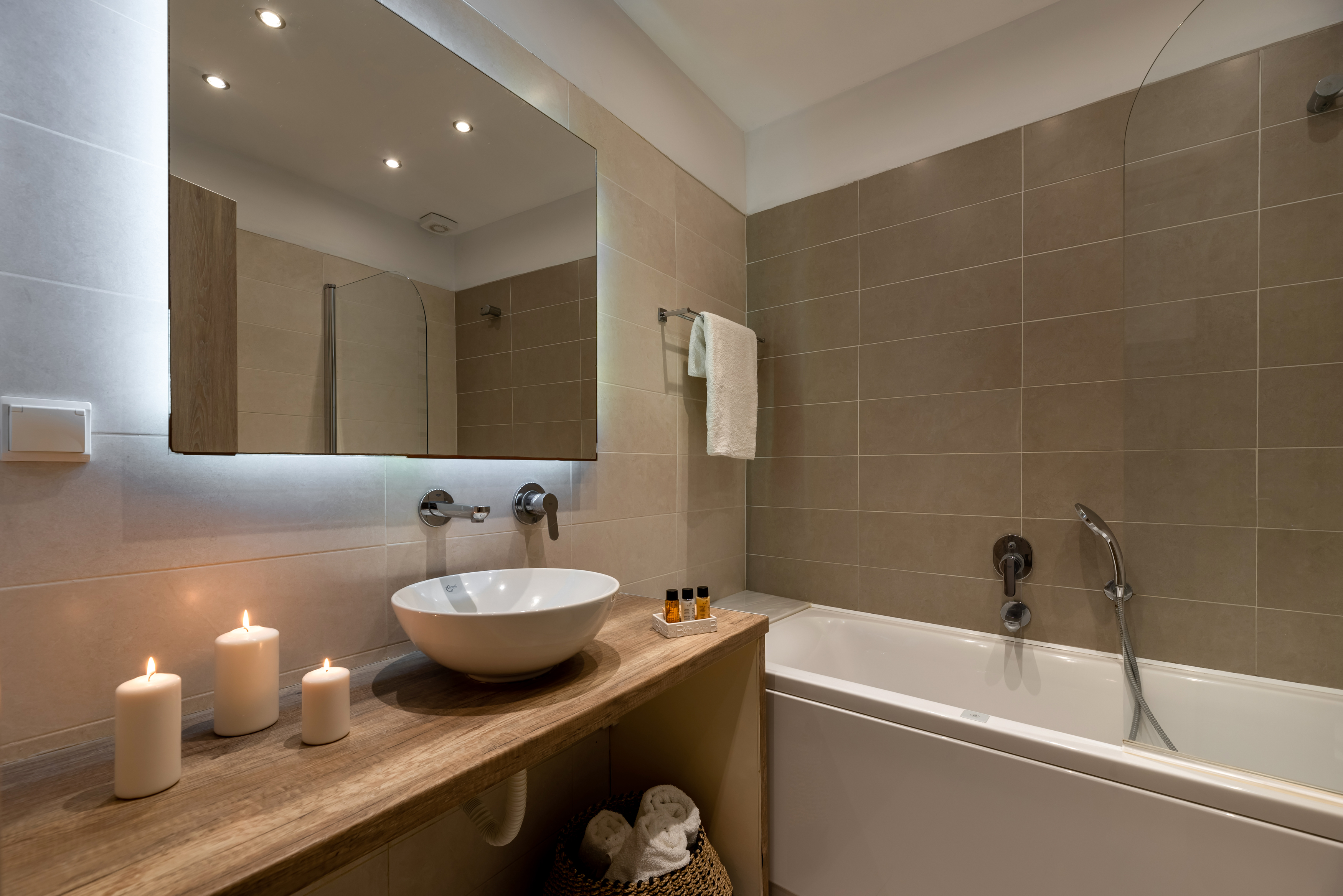 Double or Twin Deluxe Superior