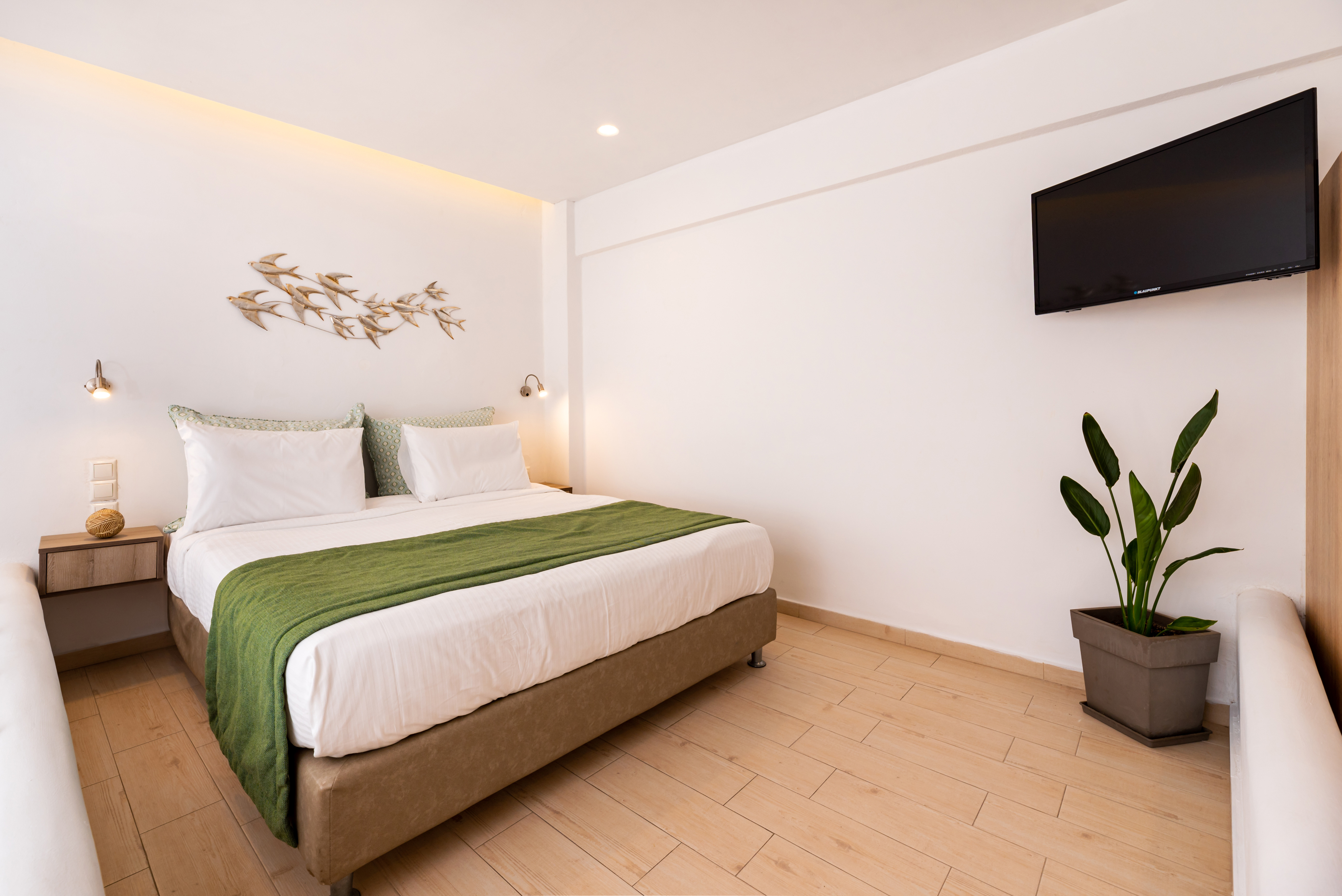 Double or Twin Deluxe Superior