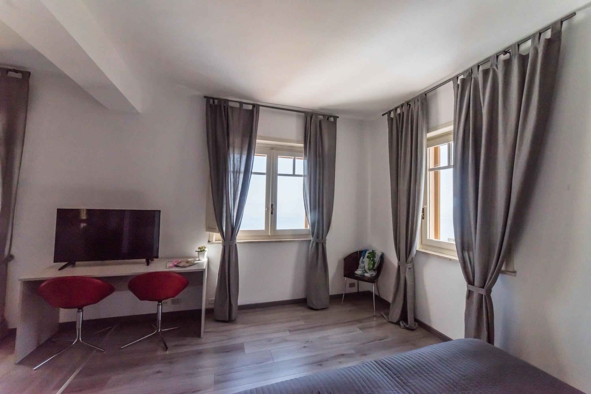 Double Queen Size Bed