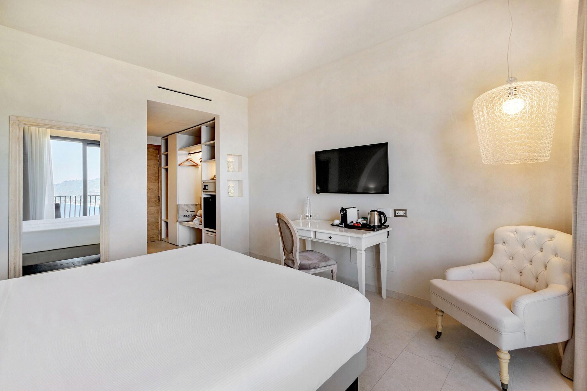 Double or Twin Sea View