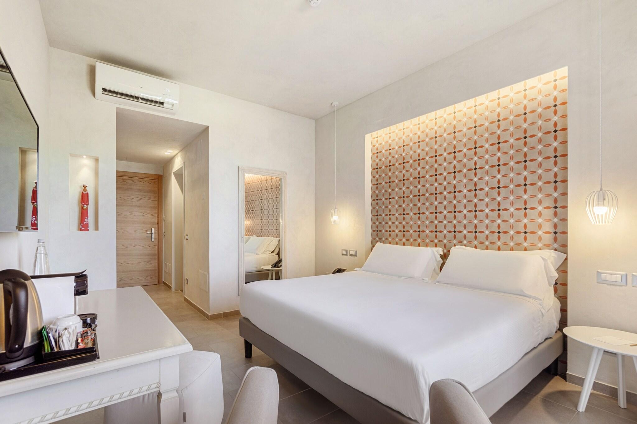 Double Queen Size Bed