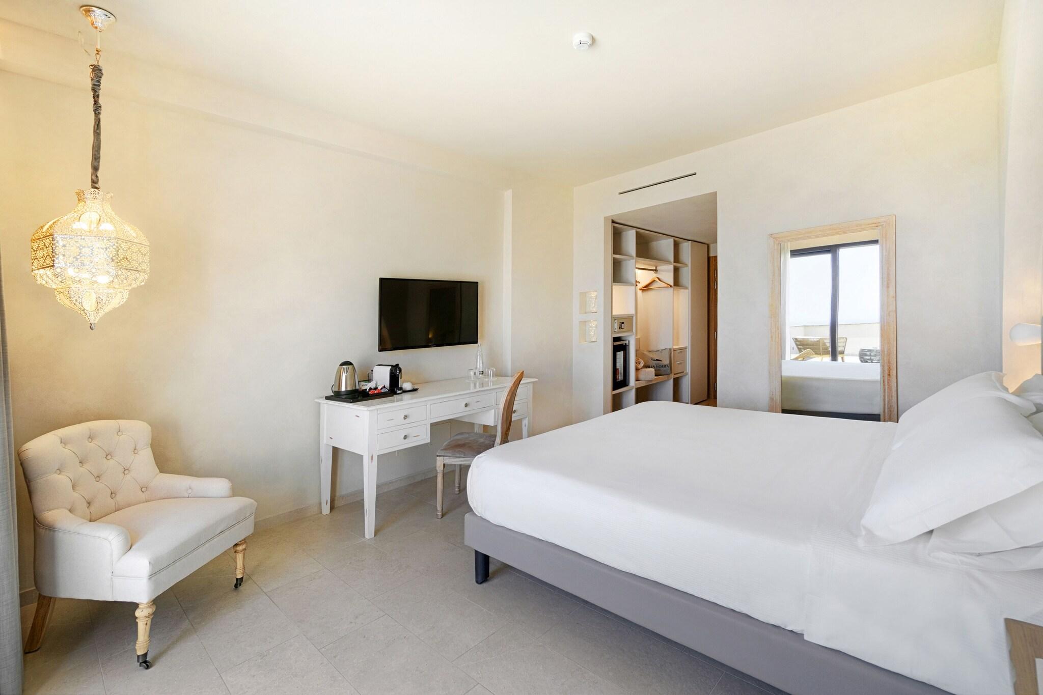 Double or Twin Sea View with Terrace