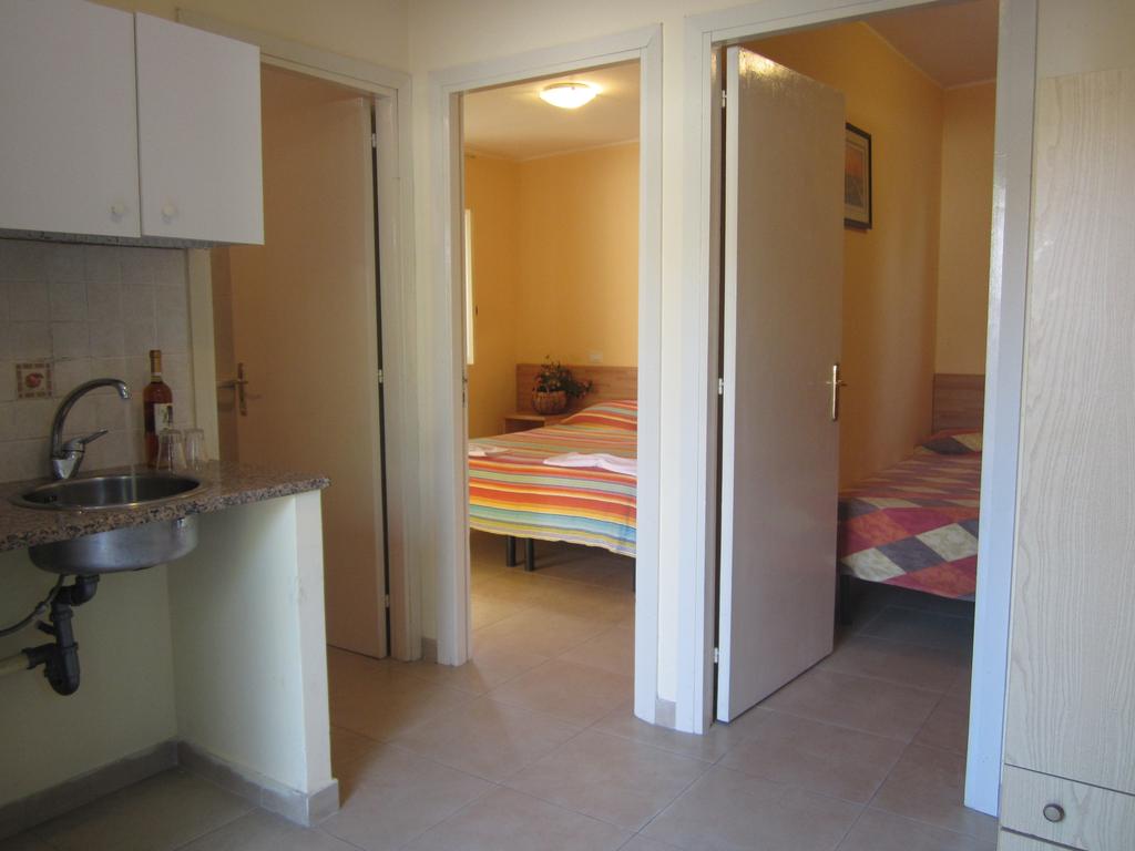 Bungalow with Kitchenette