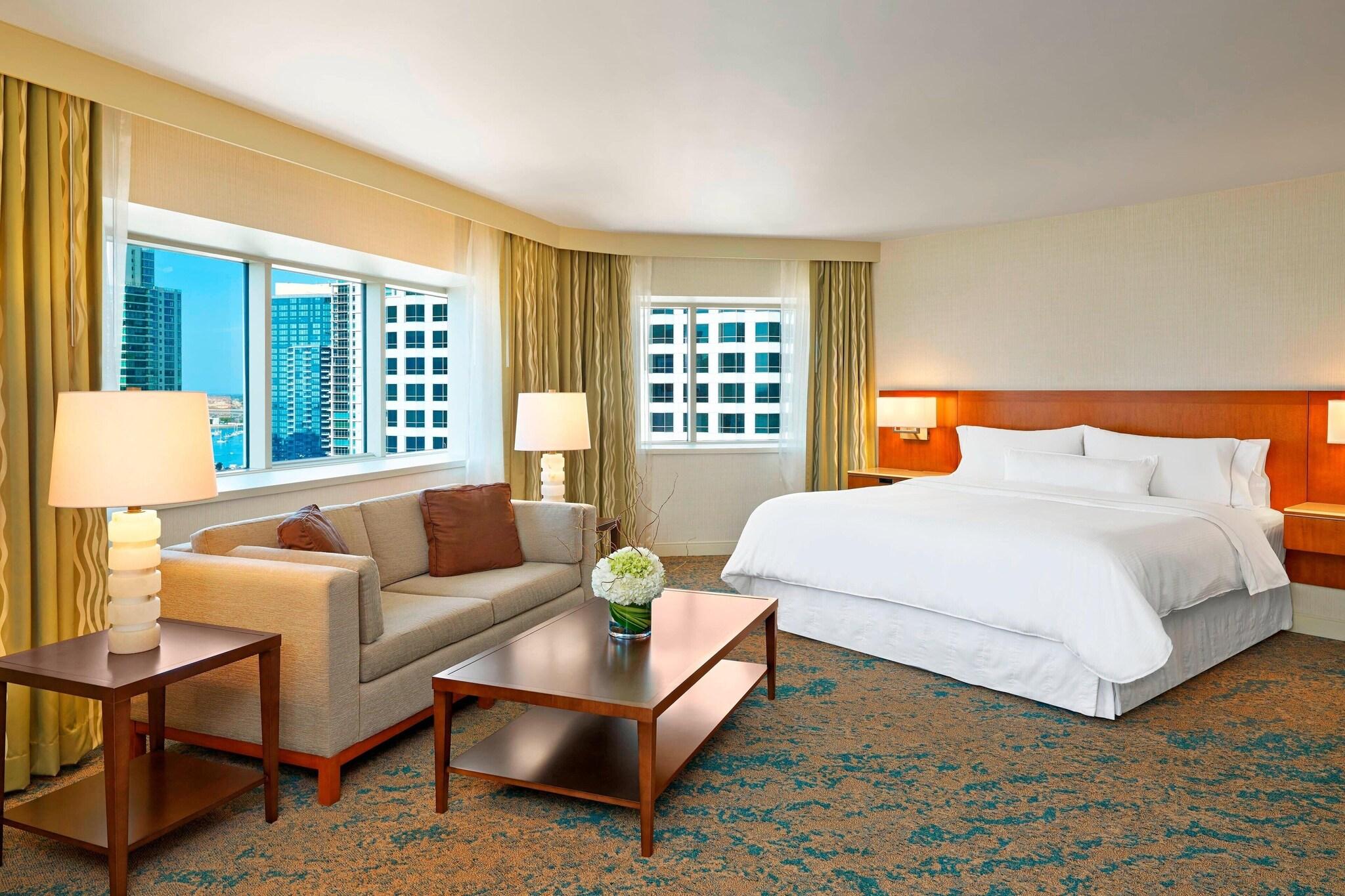 Junior Suite Bay View King Bed