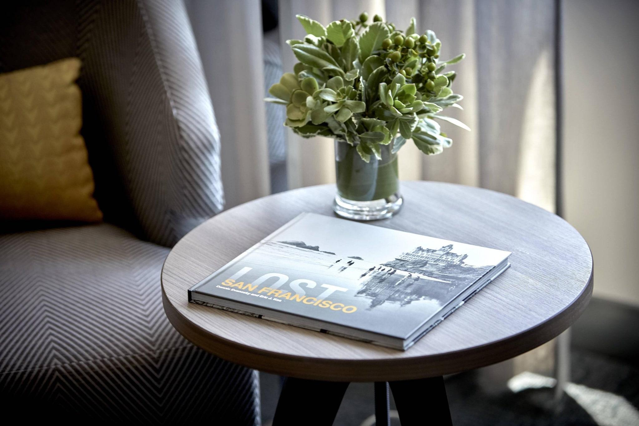 Suite Two Queen Beds Non Smoking