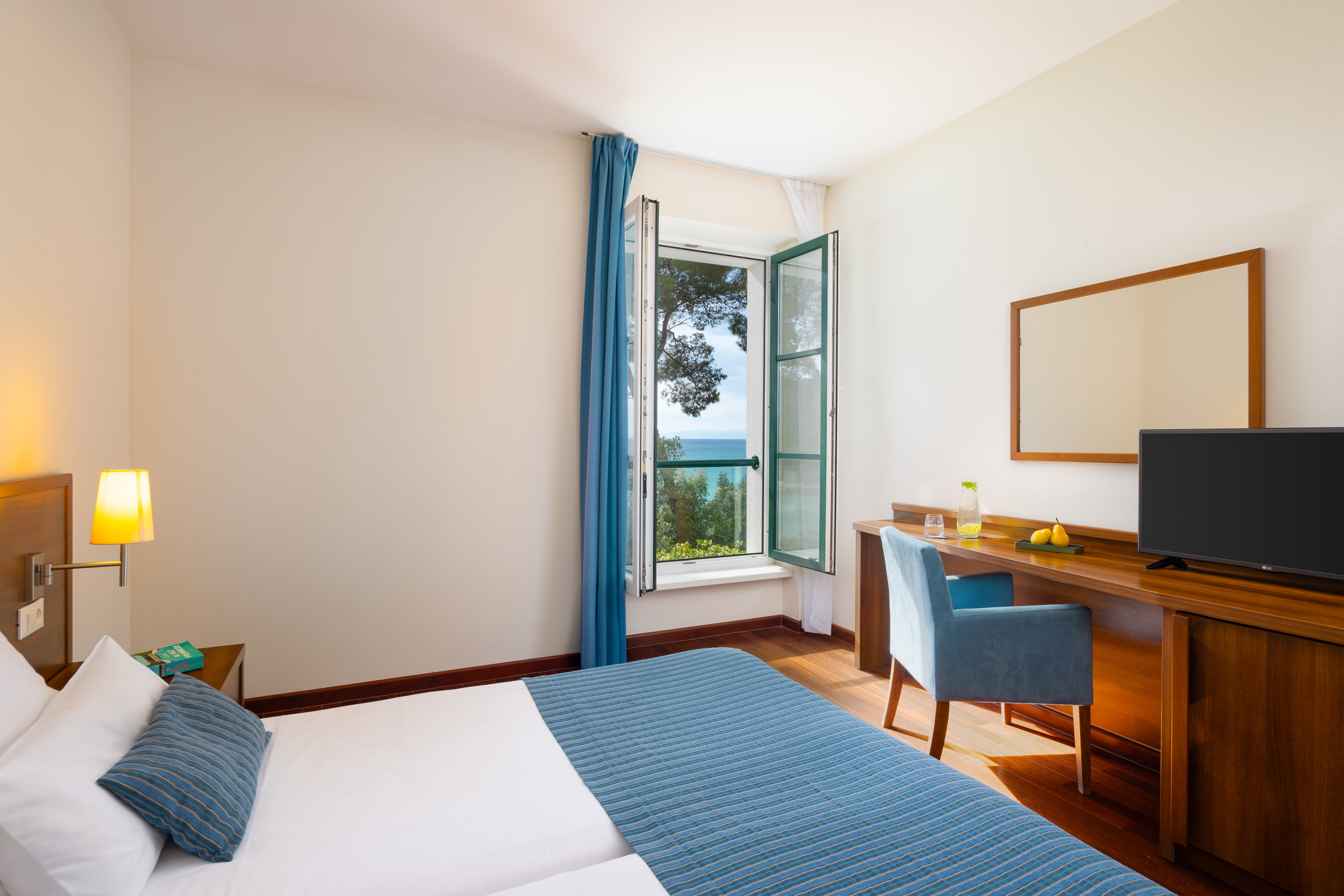 Double Premium Sea View