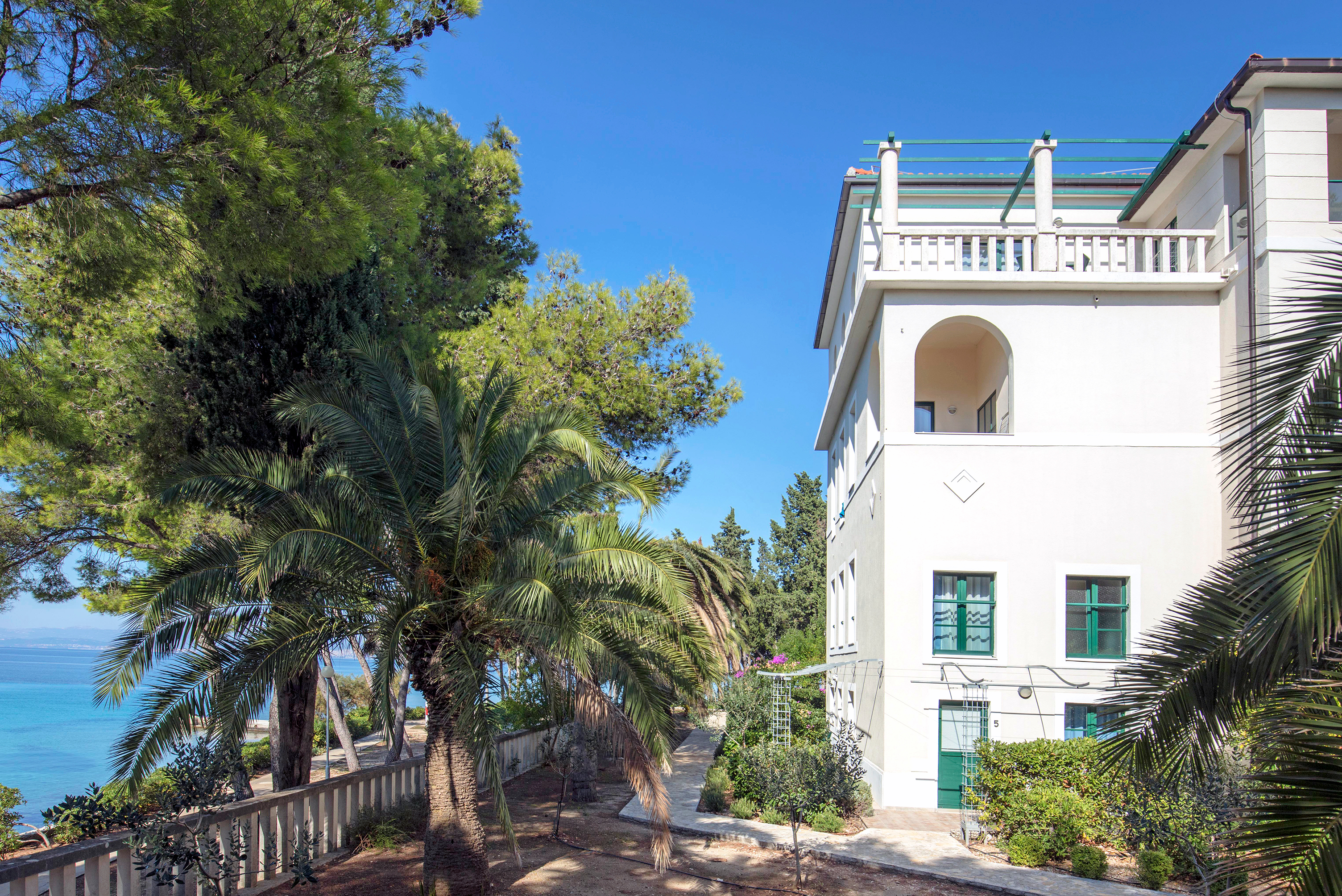 Double Premium with Views