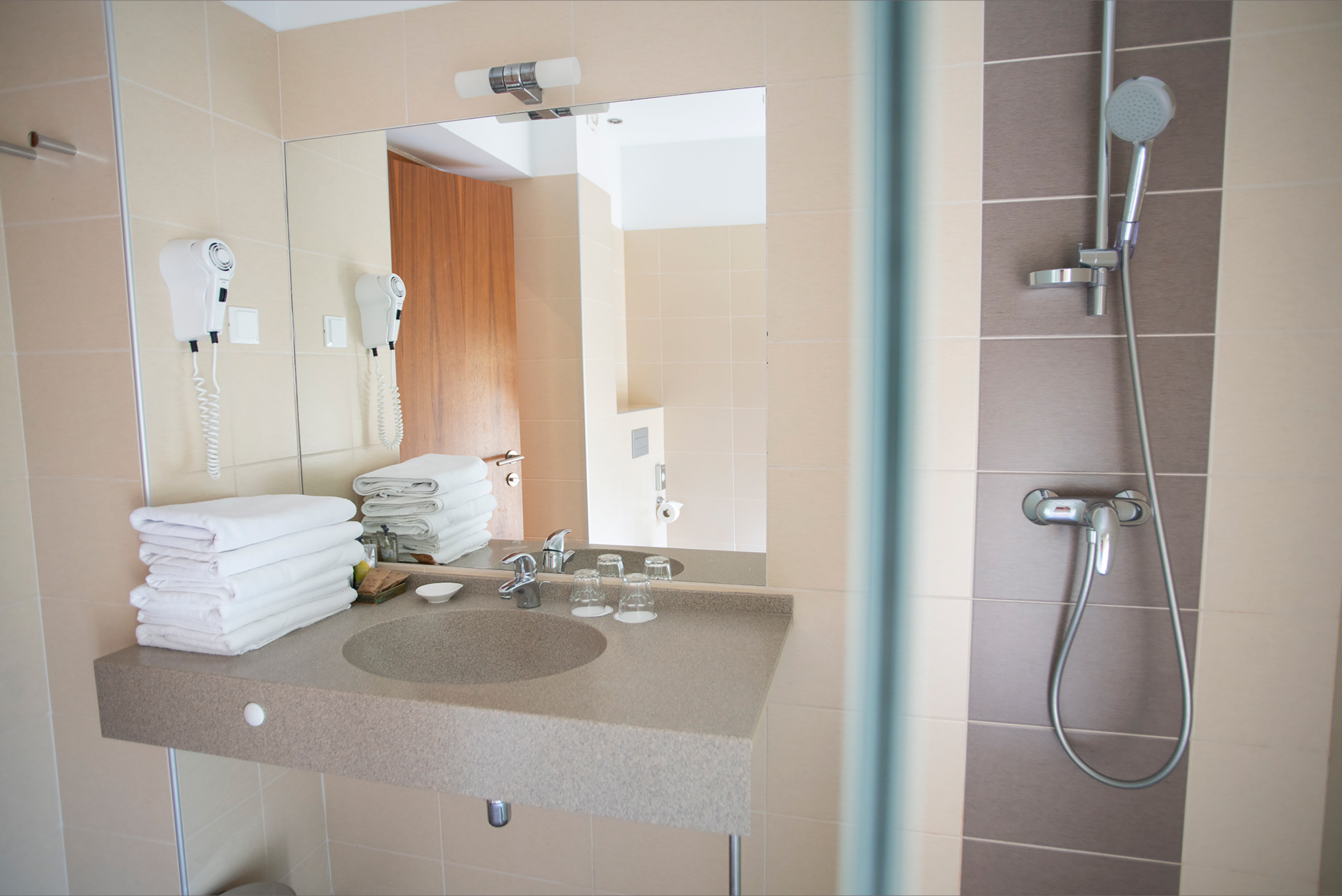 Double Premium with Views