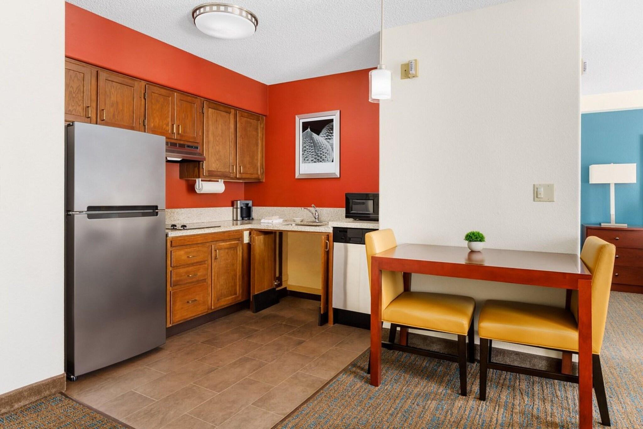 Studio Queen Size Bed