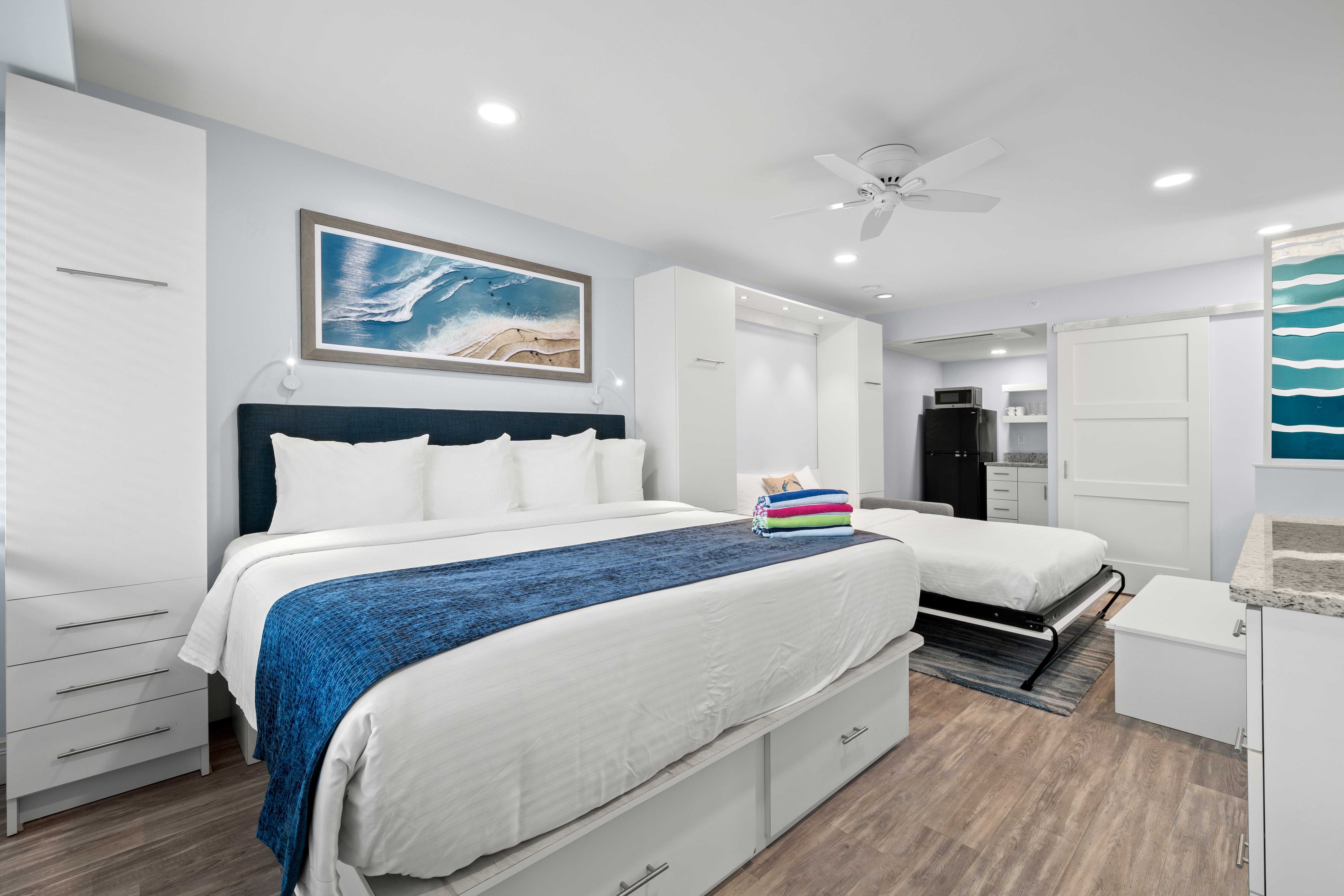 Studio King Size Bed