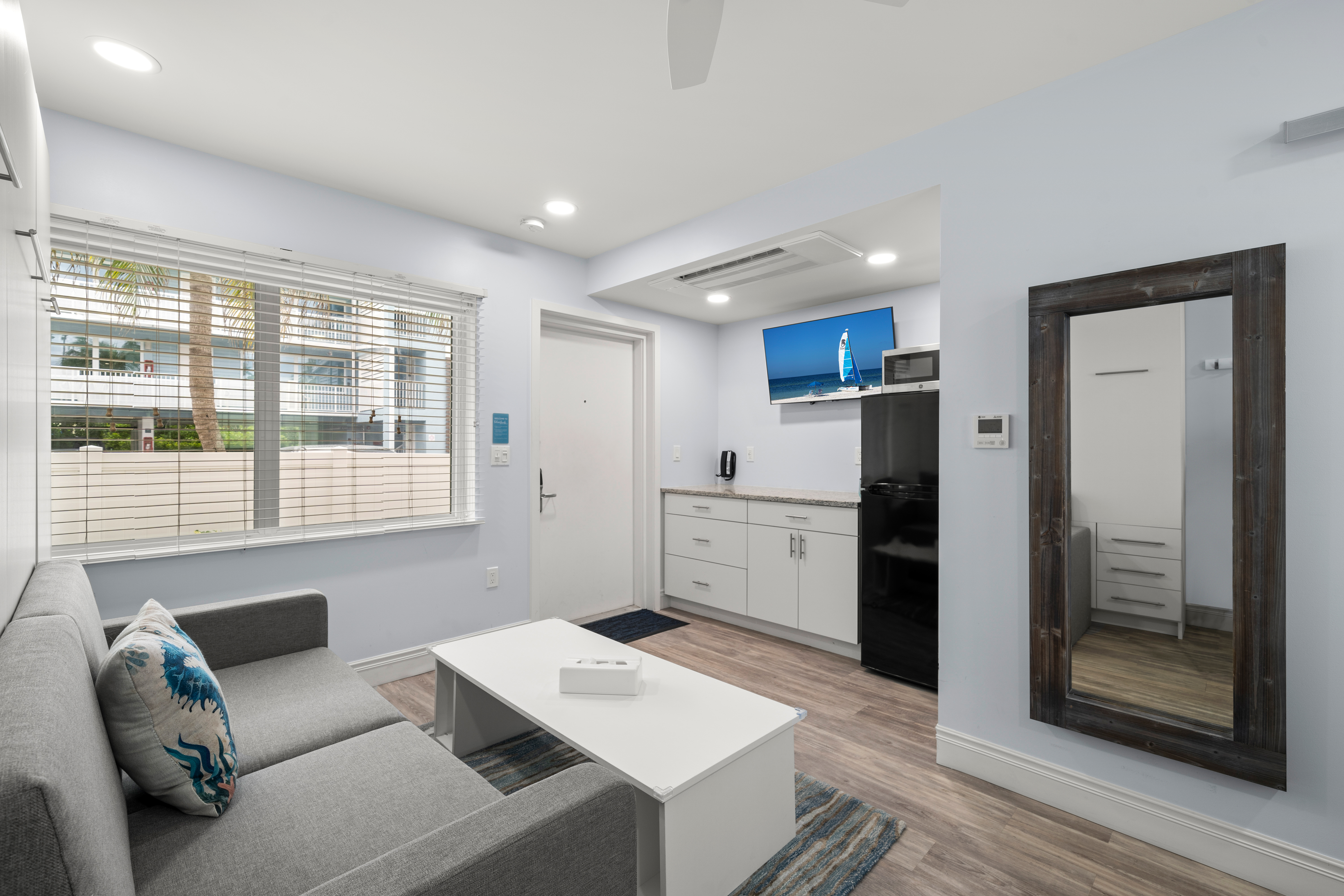 Room Guest Room Queen Bed