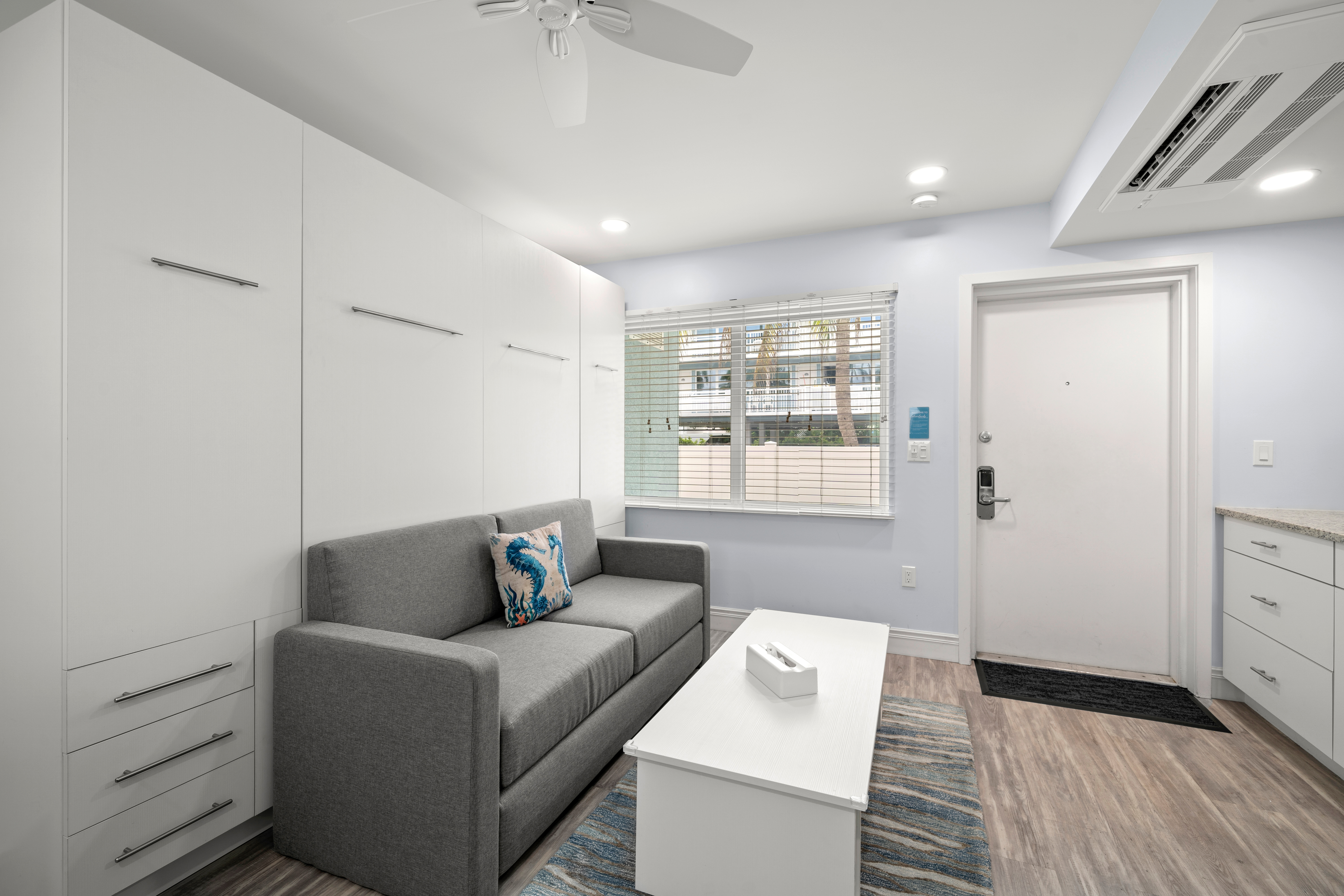 Room Guest Room Queen Bed