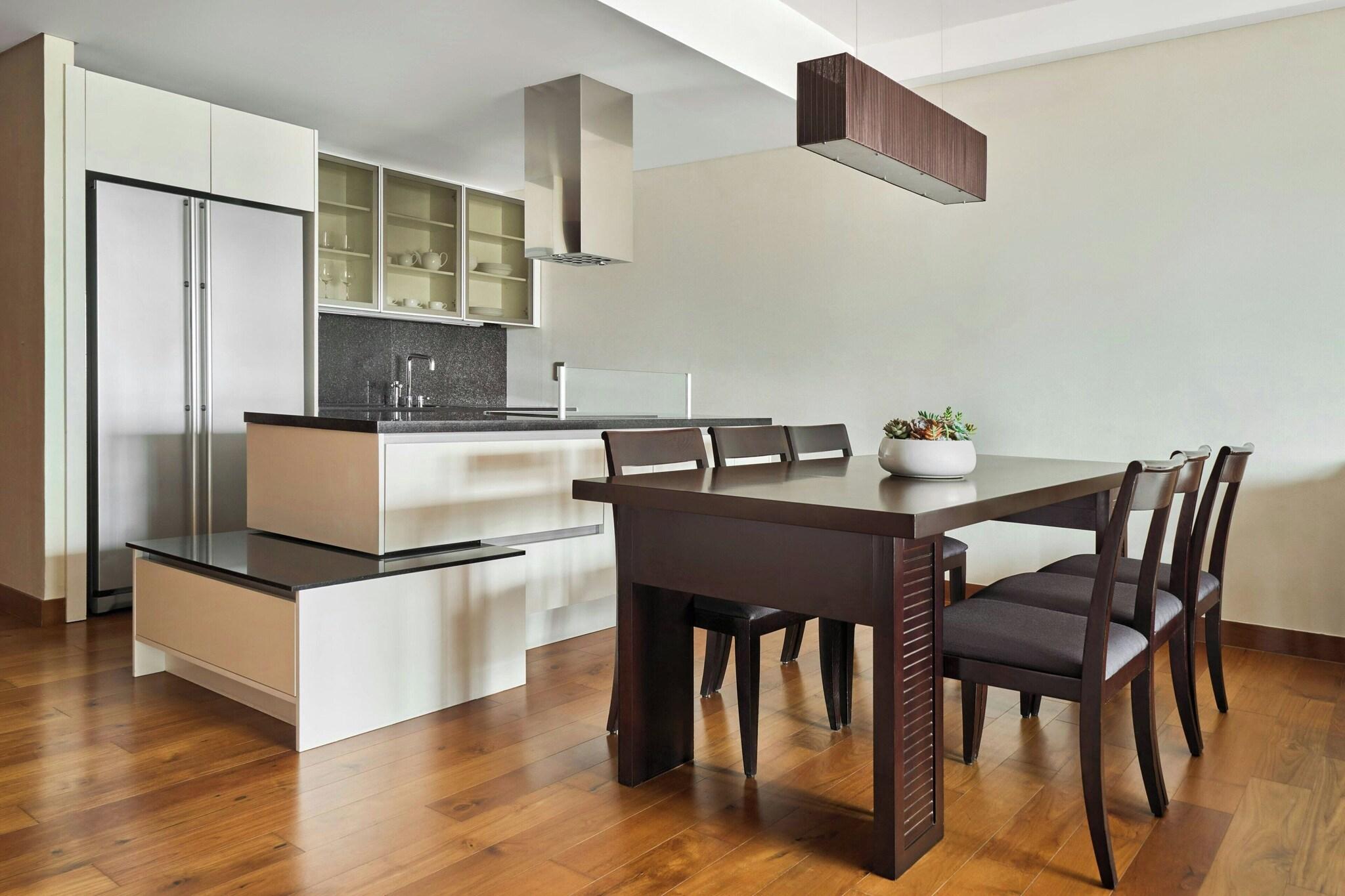 Junior Suite King Bed Non Smoking