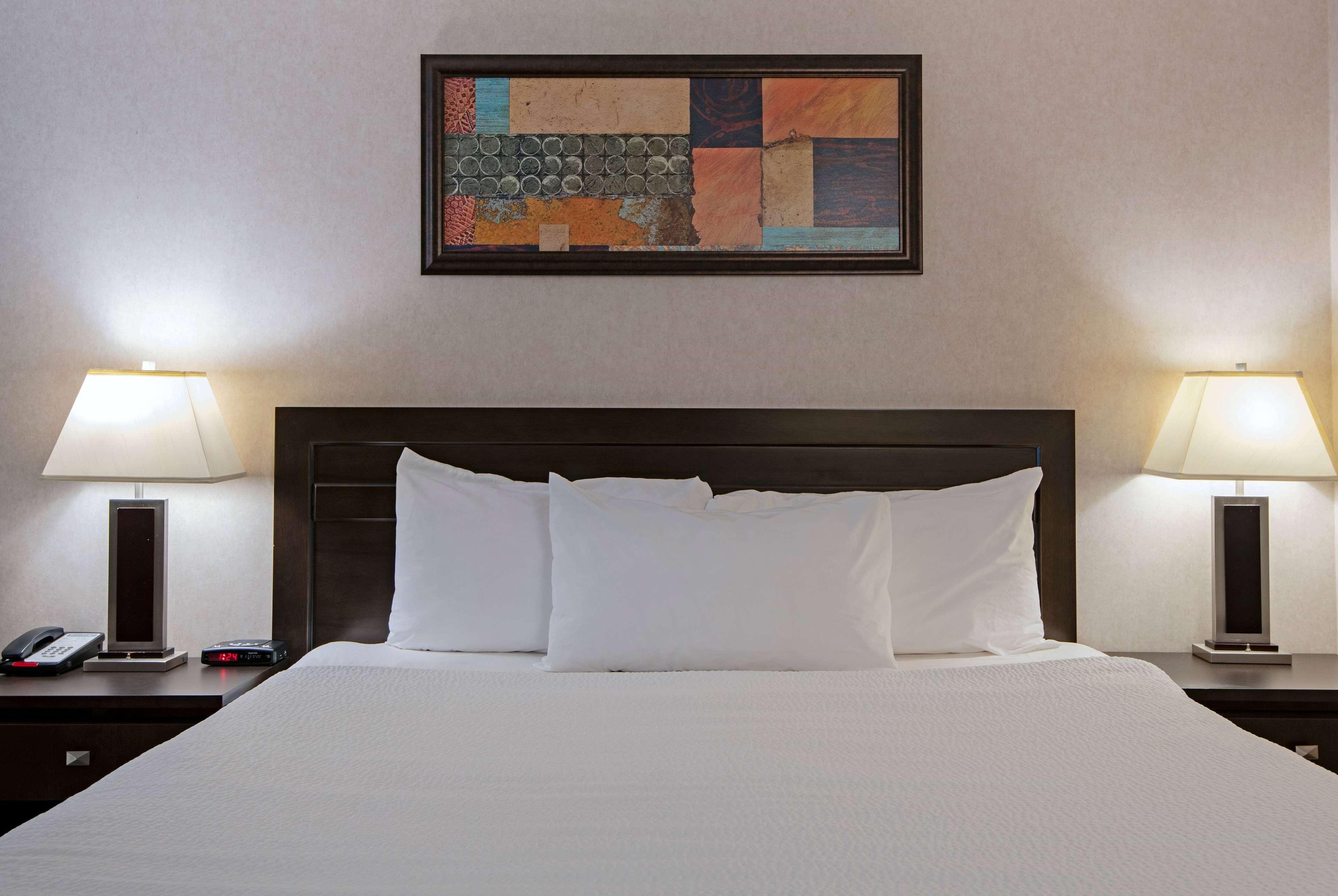 Double Queen Bed Non Smoking