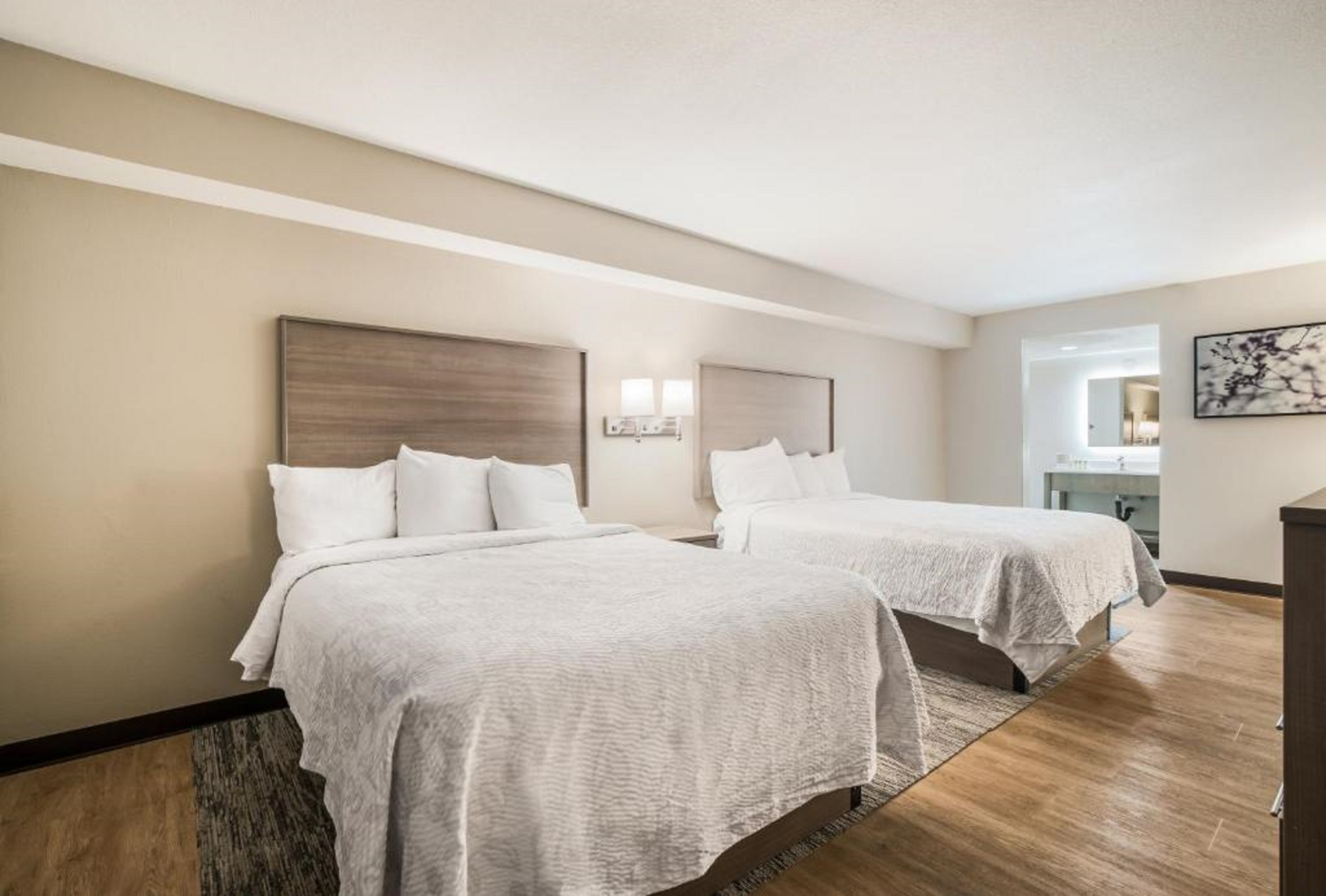 Room Deluxe Two Queen Beds