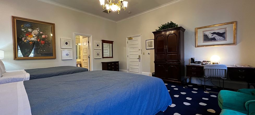 Room Deluxe Two Queen Beds