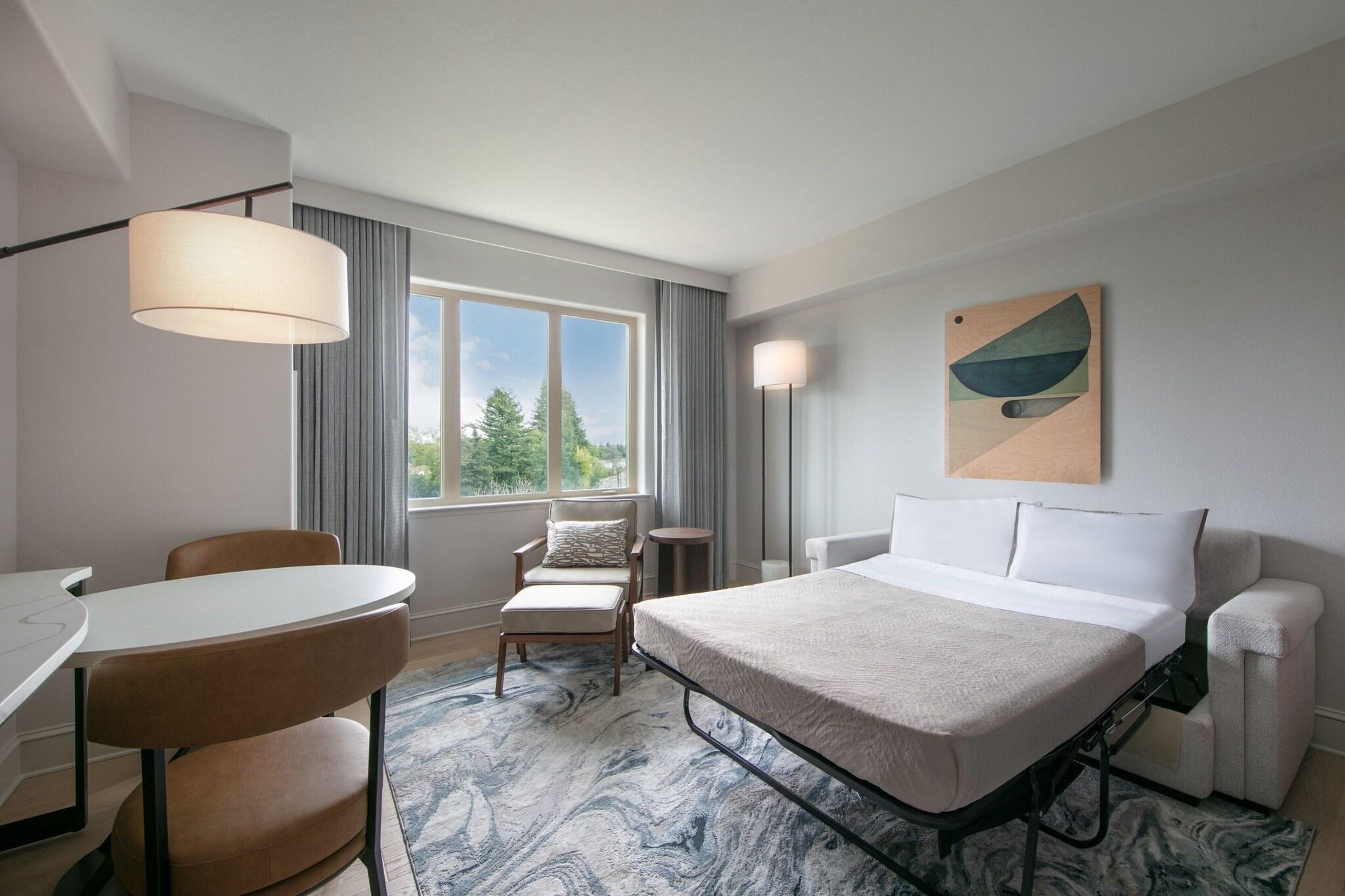 Junior Suite King Size Bed