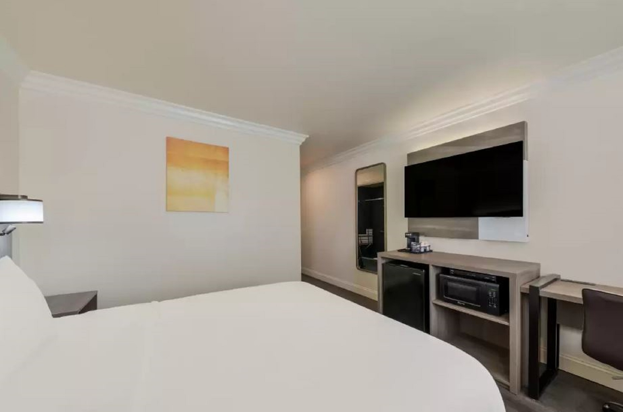 Double Queen Size Bed