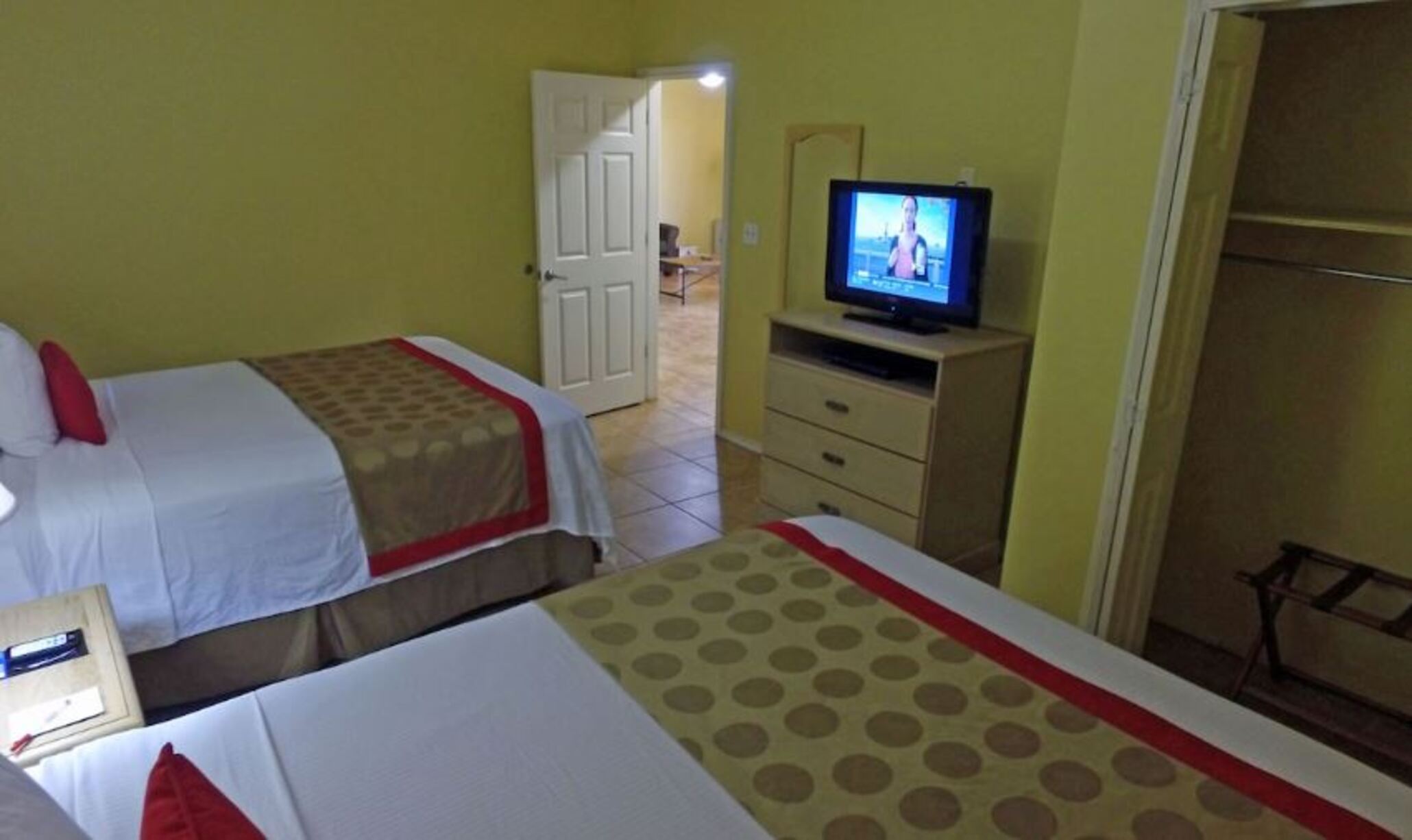 Suite Two Queen Beds