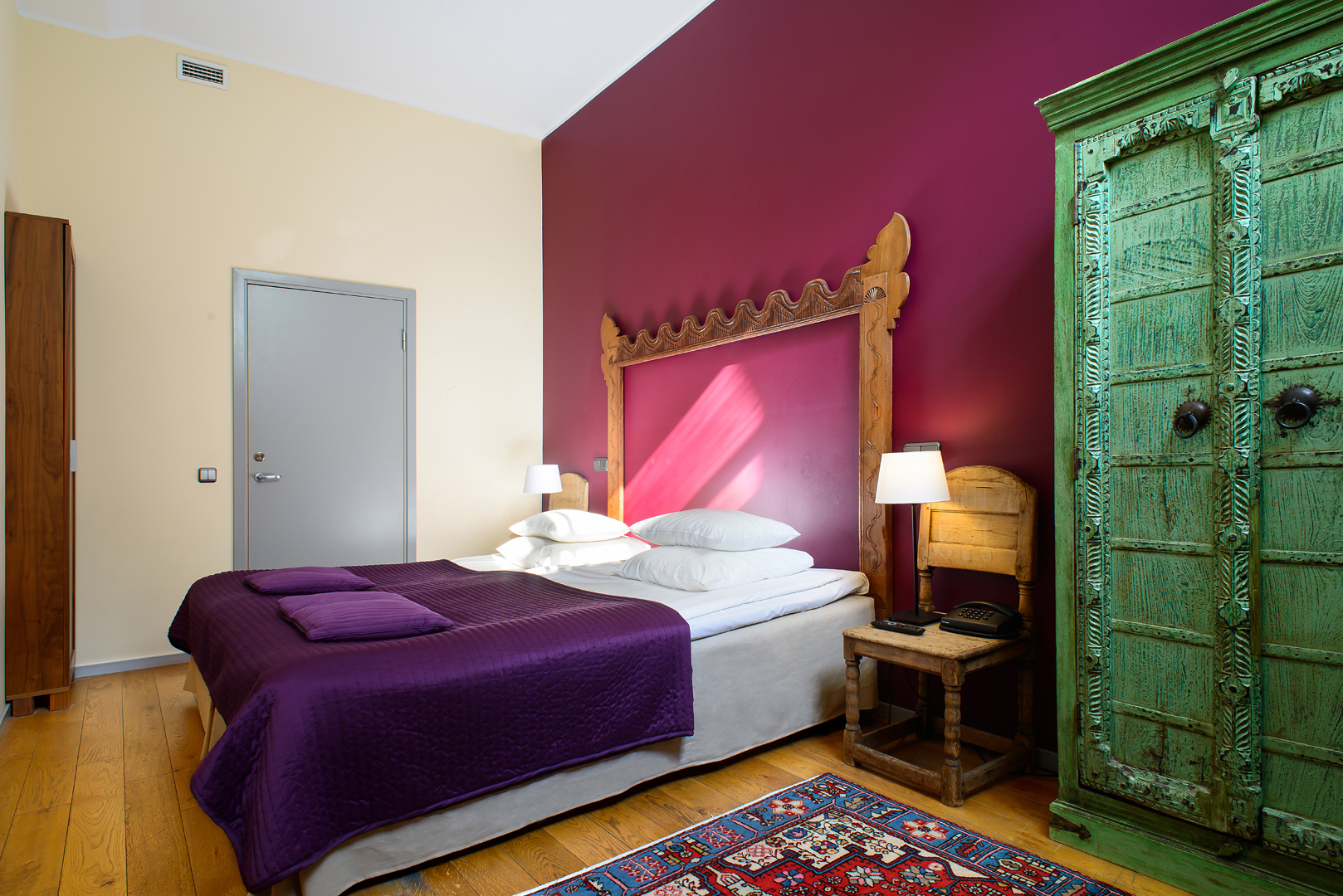 Double or Twin Standard