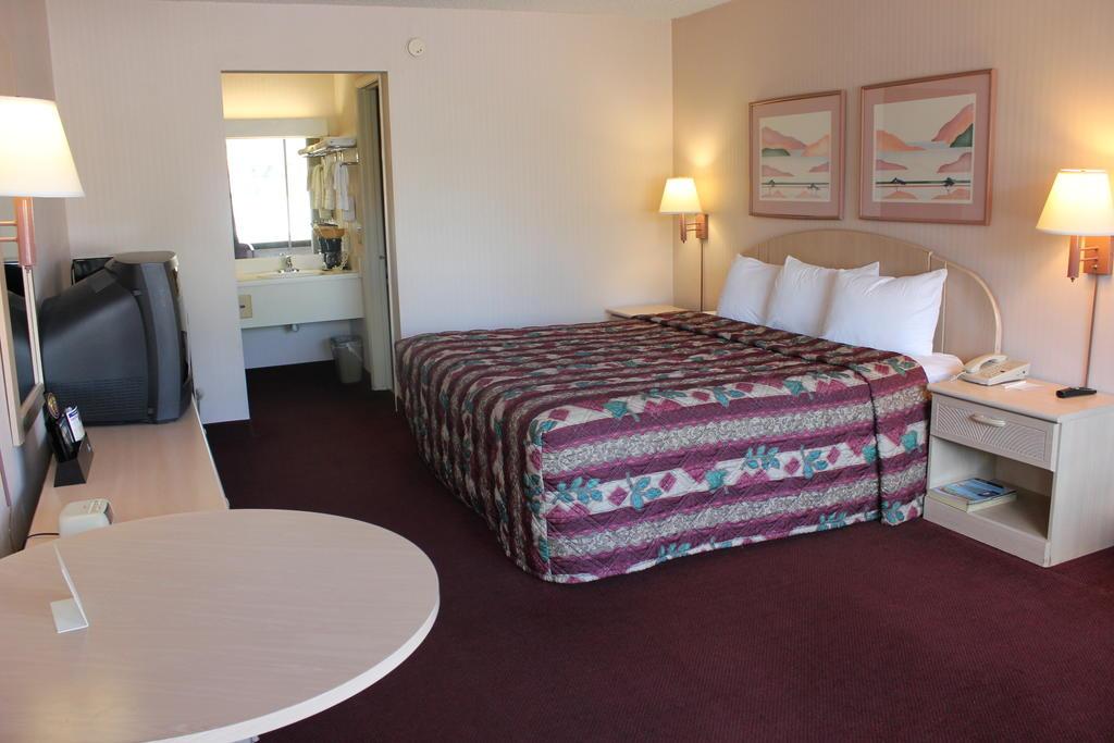 Double Accessible King Size Bed