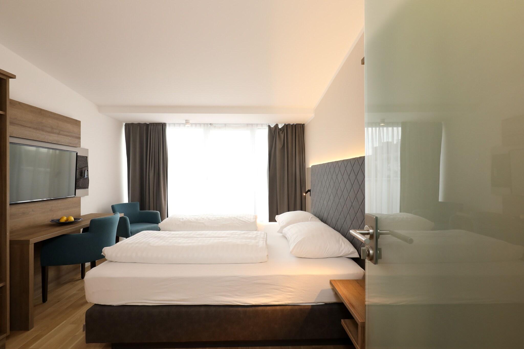 Double Superior King Bed