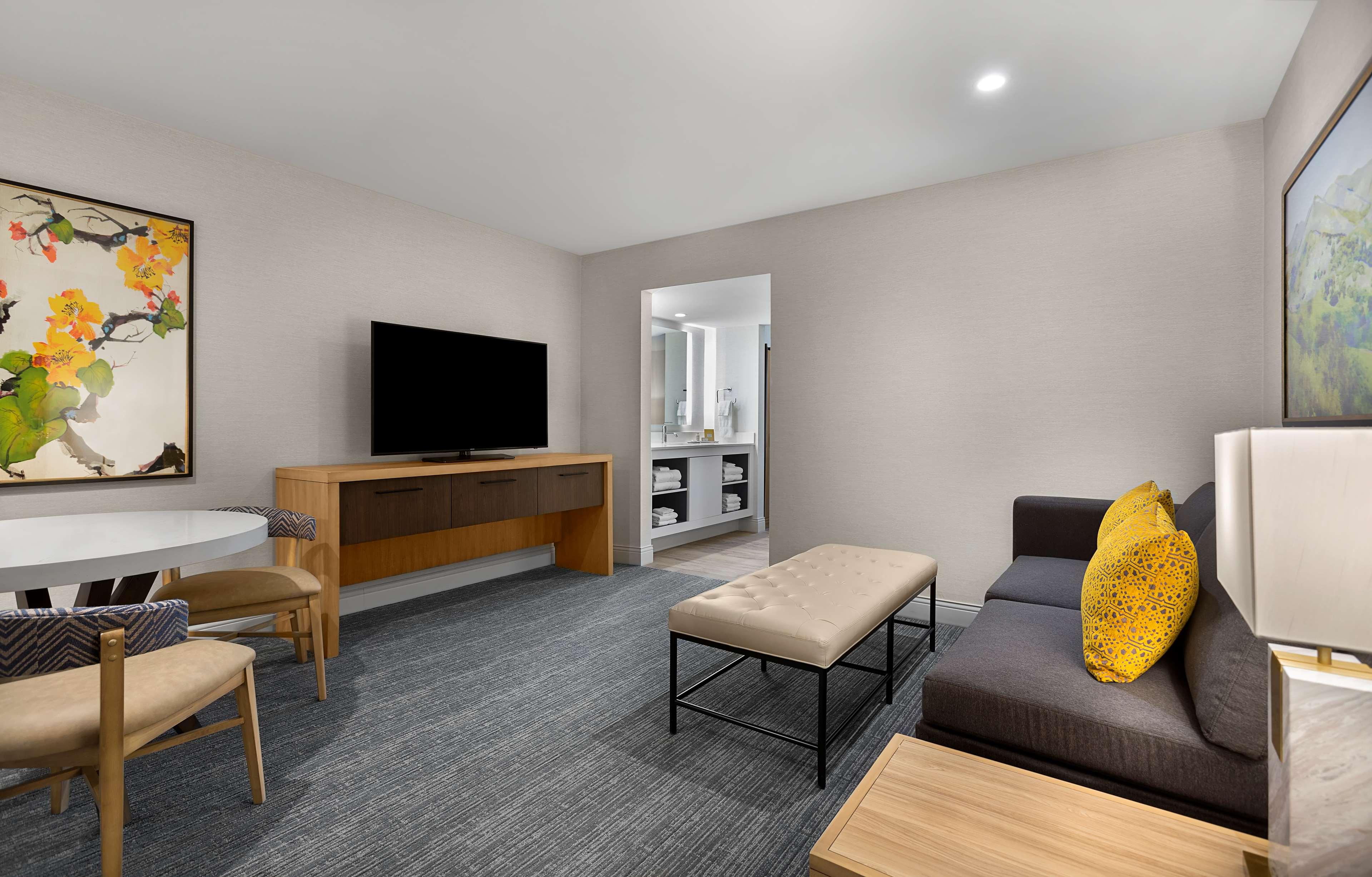 Suite Executive King Bed